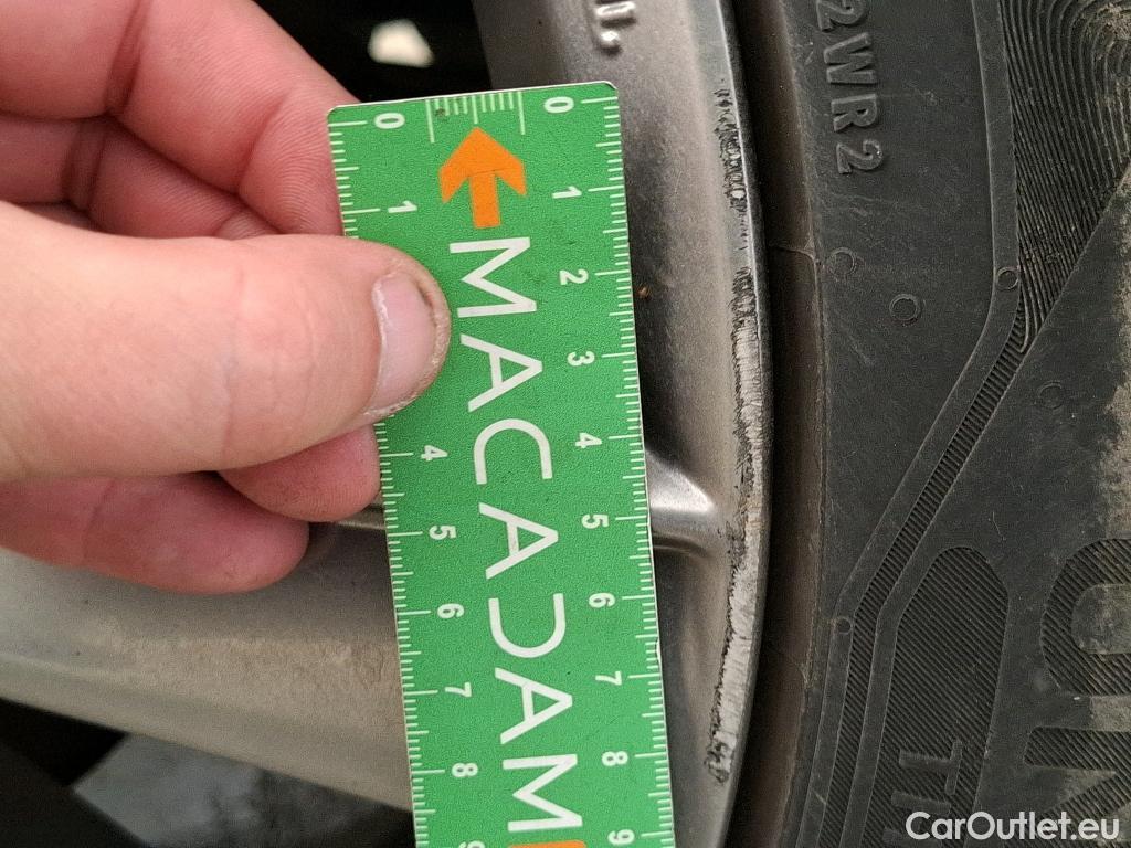  Land Rover  Discovery MAZDA Mazda6 / 2018 / 4P / Berline 2.2L Skyactiv-D 184 BVA Takumi #37