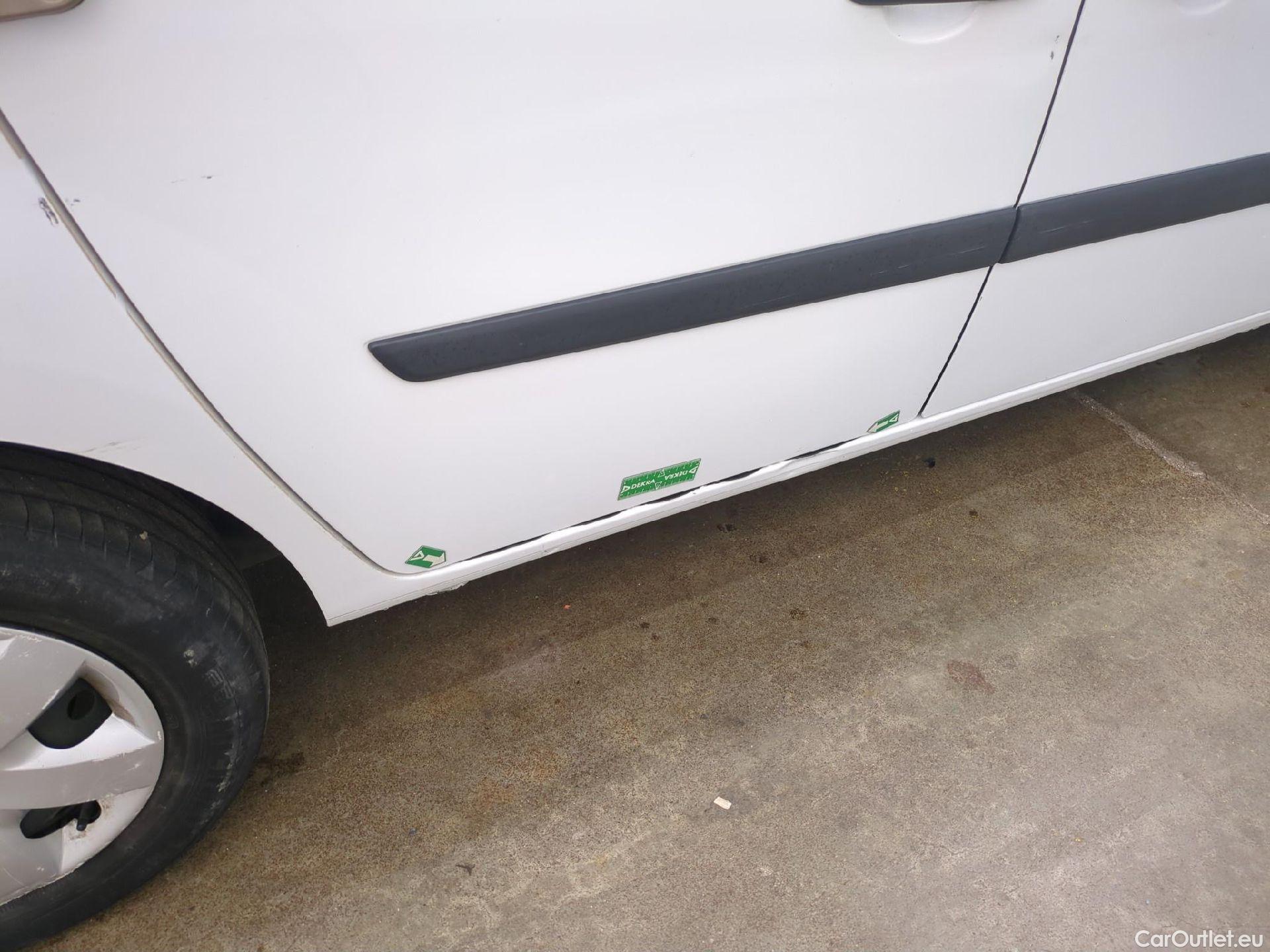  Renault  Kangoo  II Express Grand Confort (L1) 1.5 dCi 95CV BVM6 E6dT #74