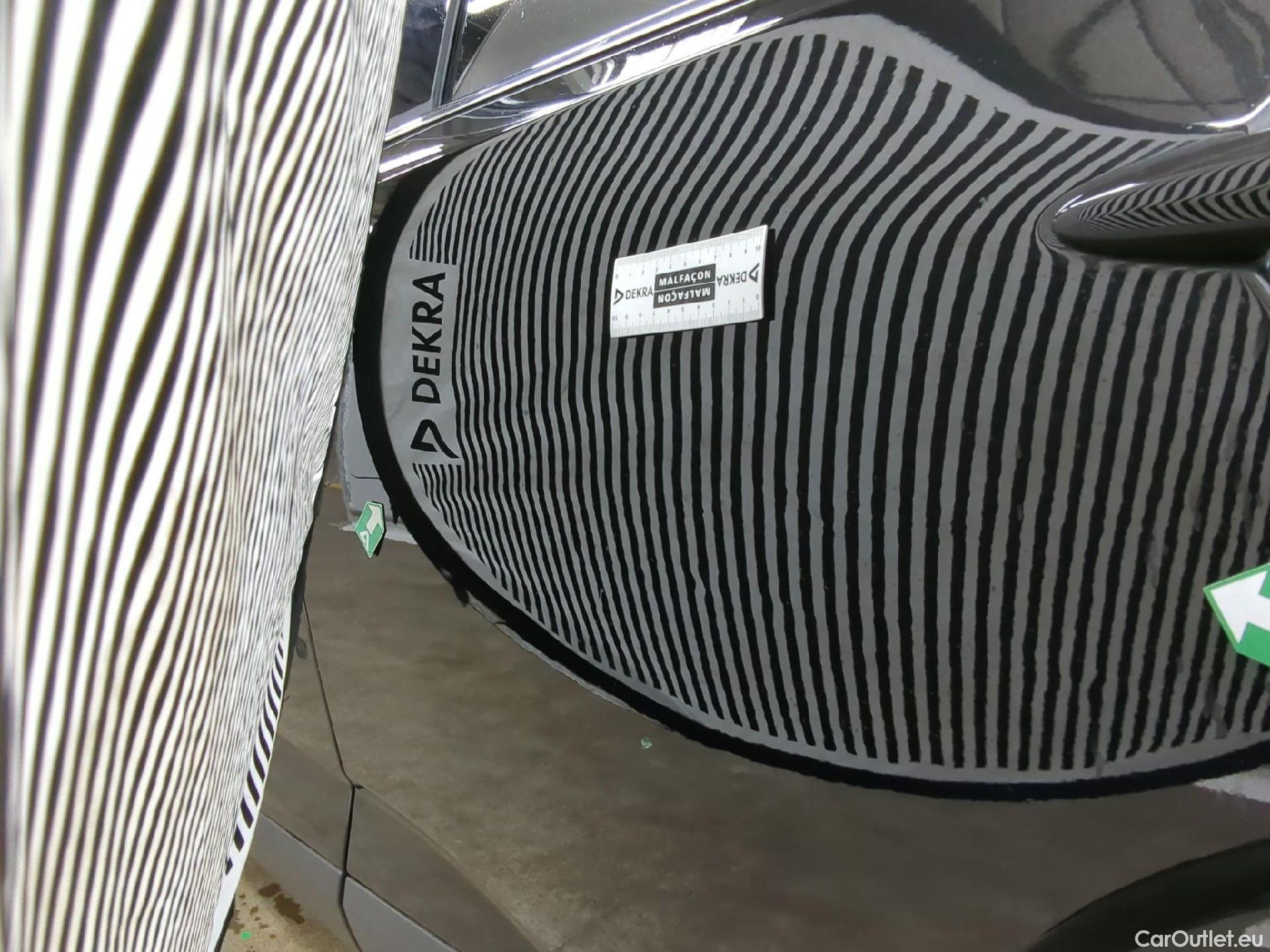  Nissan  Qashqai NISSAN  / 2021 / 5P / Crossover 1.3 MHEV 158ch Xtronic N-Style(SP) #23