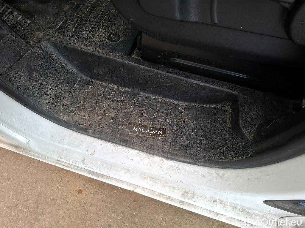  Peugeot  Expert PEUGEOT  / 2016 / 4P / Fourgon tôlé 1.5 BLUEHDI 120 S&S STANDARD PREMIUM #25