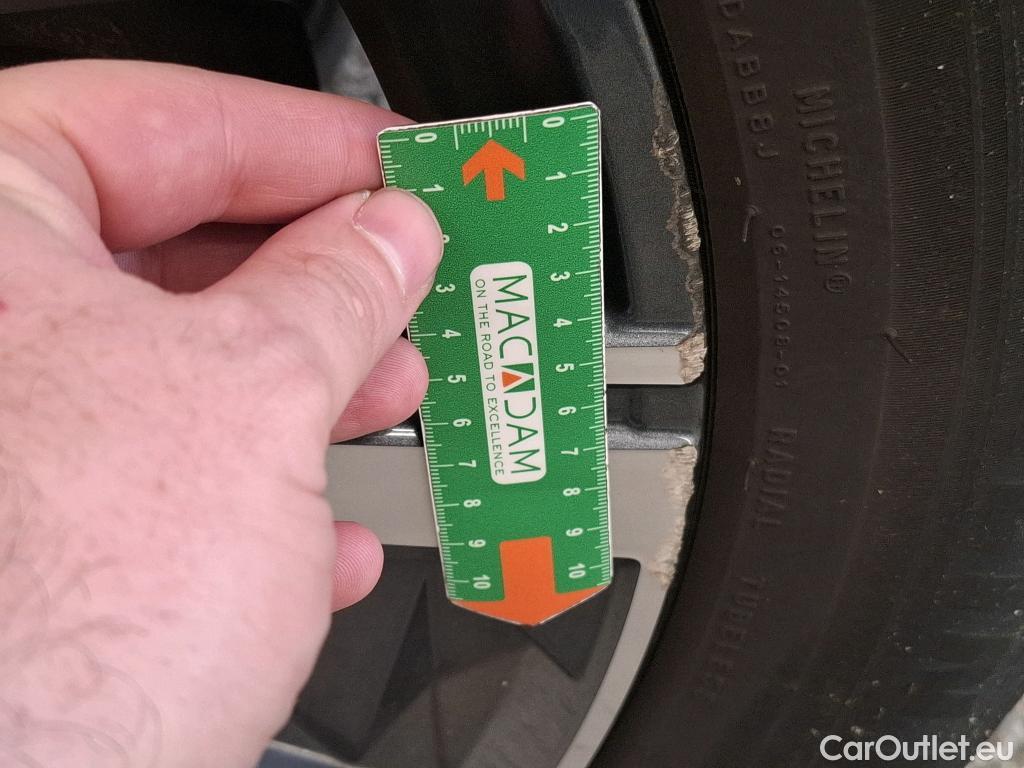  Hyundai  Tucson  Business Hybrid 2WD 1.6 T-GDI 230CV BVA6 E6d #42