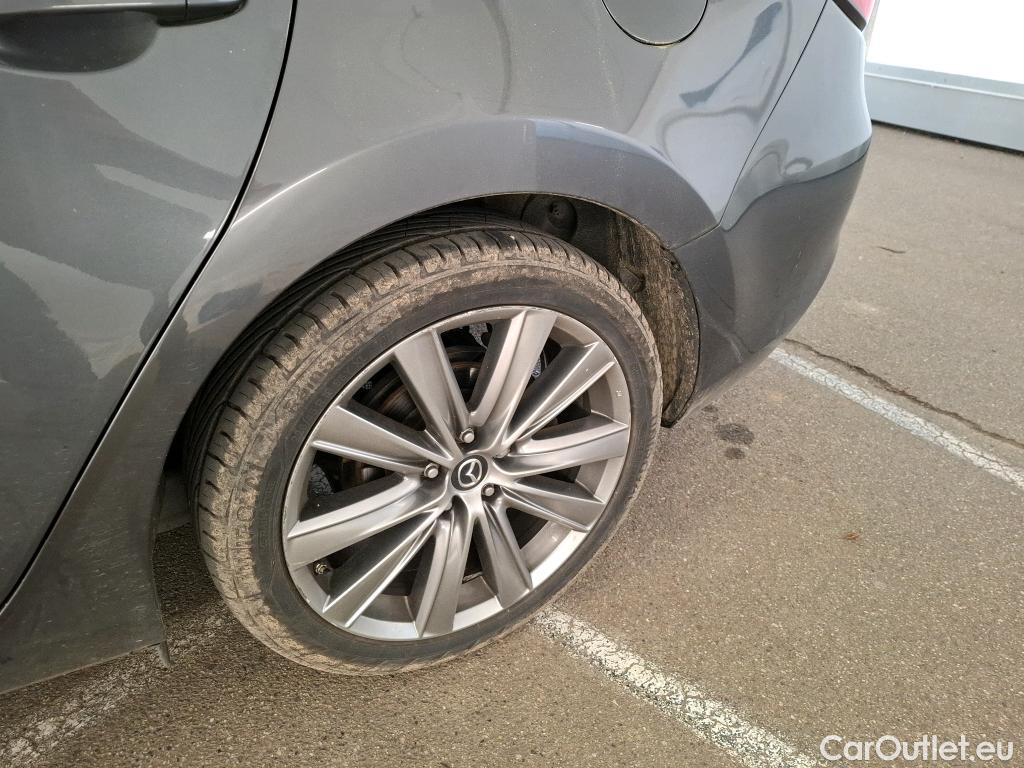  Land Rover  Discovery MAZDA Mazda6 / 2018 / 4P / Berline 2.2L Skyactiv-D 184 BVA Takumi #31