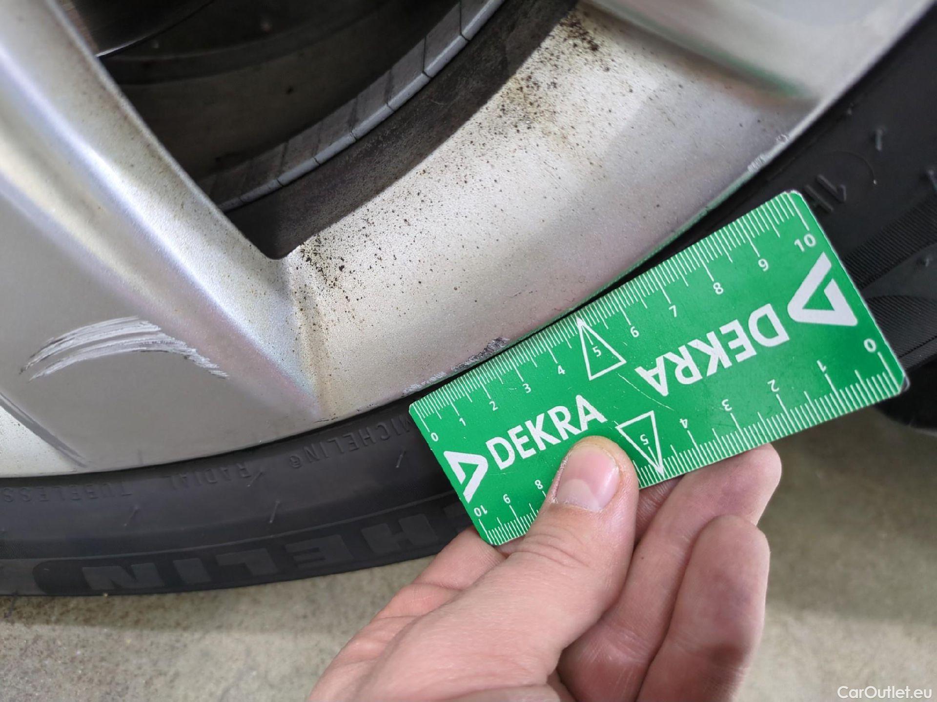  Mini  Countryman MINI  / 2020 / 5P / Crossover Cooper Essential 136 ch BVA7 #7