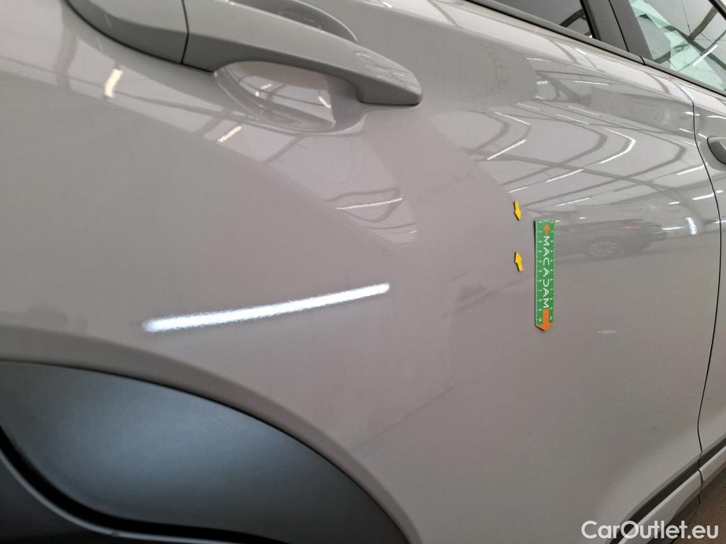  Hyundai  Konna HYUNDAI Kona / 2020 / 5P / SUV 1.6 HYBRID 141 EXECUTIVE HEV #47