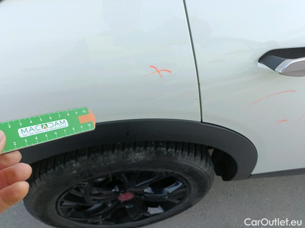  Citroen  DS3 DS DS 3 Crossback / 2018 / 5P / todoterreno PureTech 73 kW Manual PERFORMANCE LINE (AC) #7