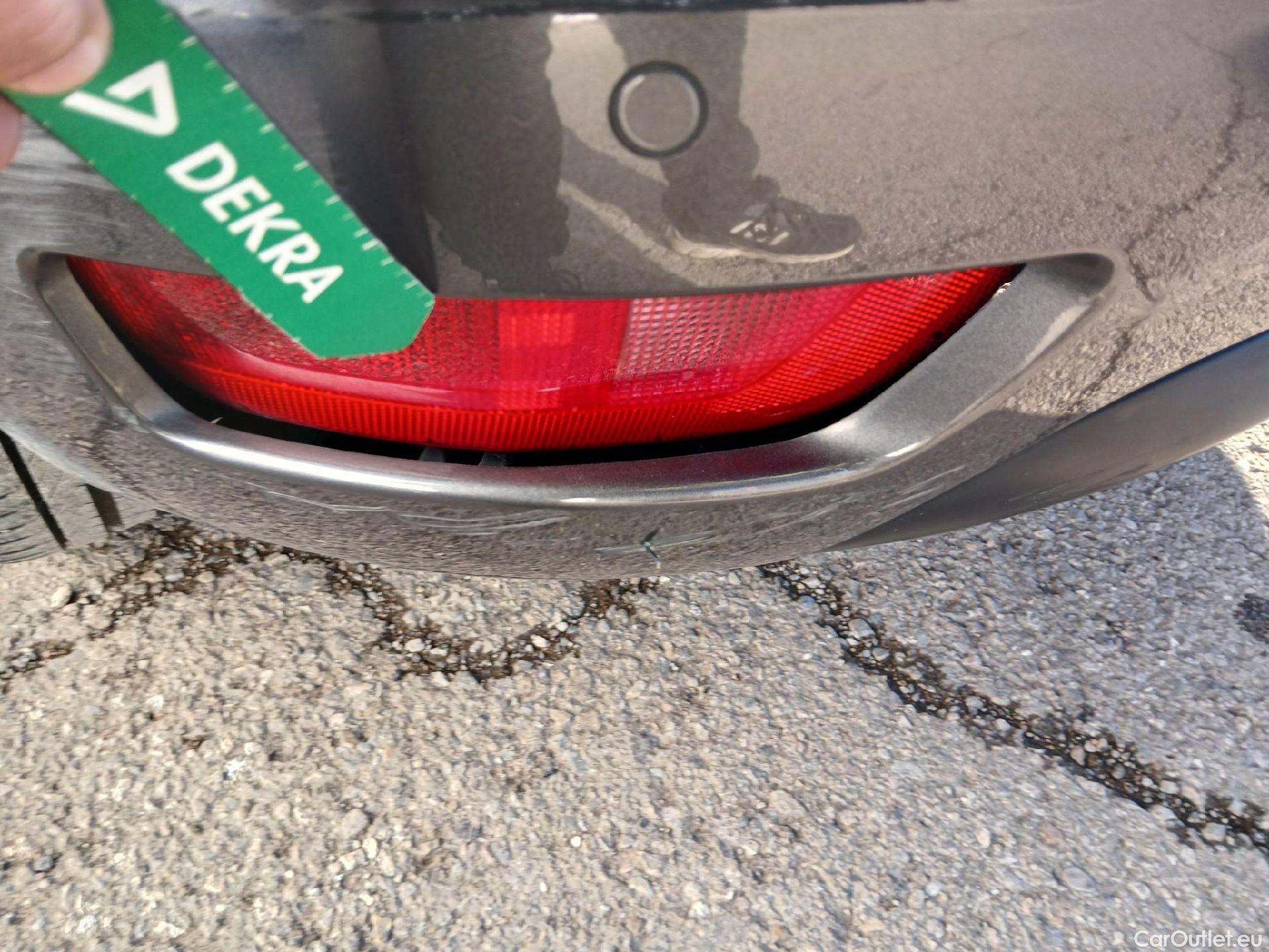  Citroen  C4 Picasso CITROEN  5p 2G monovolumen compac PureTech 96KW (130CV) S&S 6v Shine #27