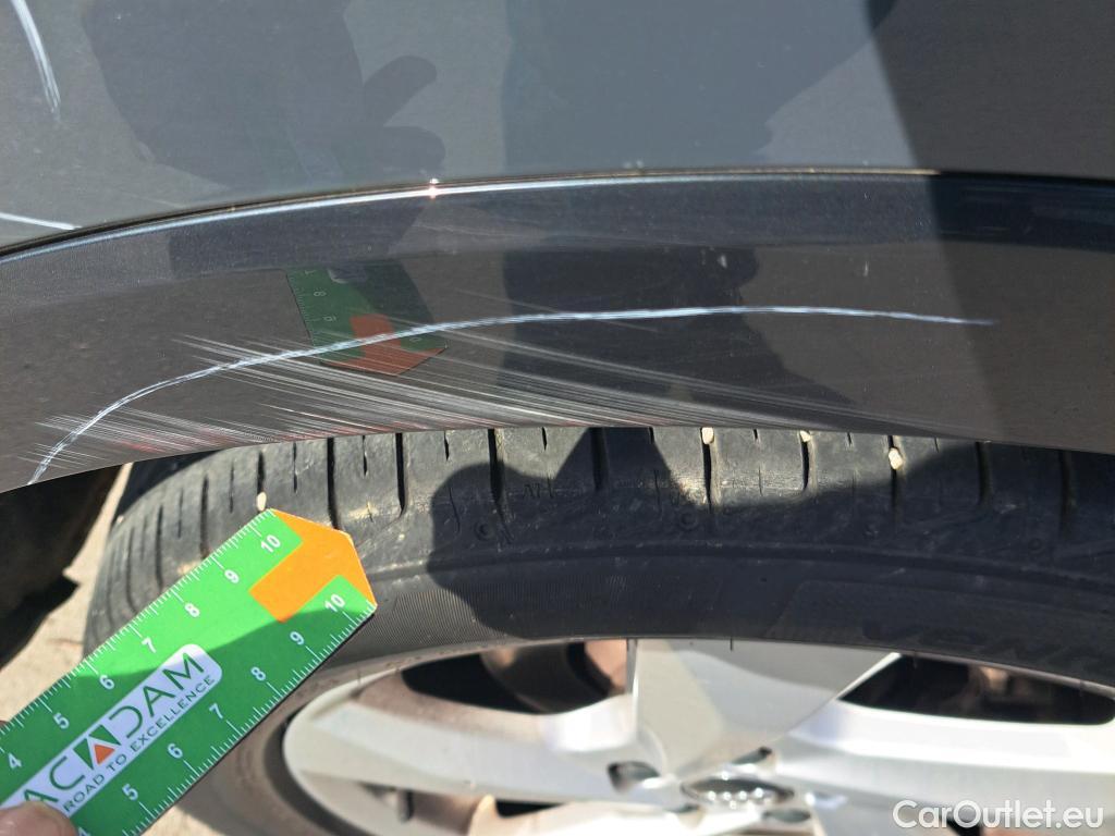  Audi  Q3 AUDI  / 2018 / 5P / todoterreno 40 TFSI 140kW S tronic Quattro Advanced #30