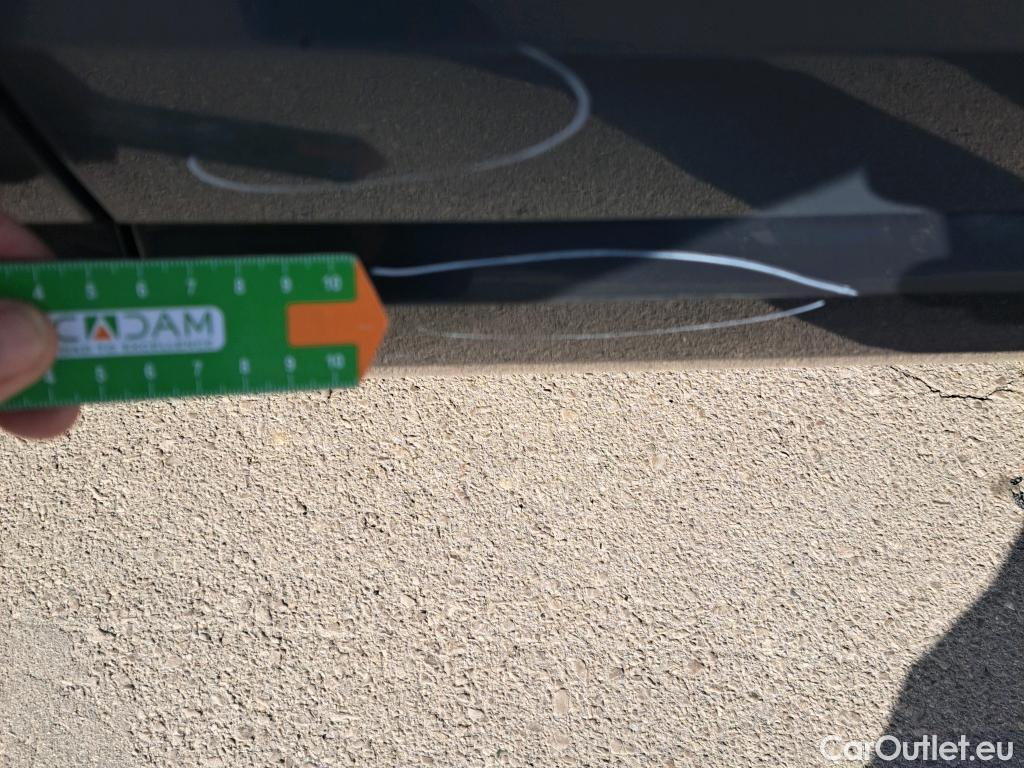  Audi  Q3 AUDI  / 2018 / 5P / todoterreno 40 TFSI 140kW S tronic Quattro Advanced #23