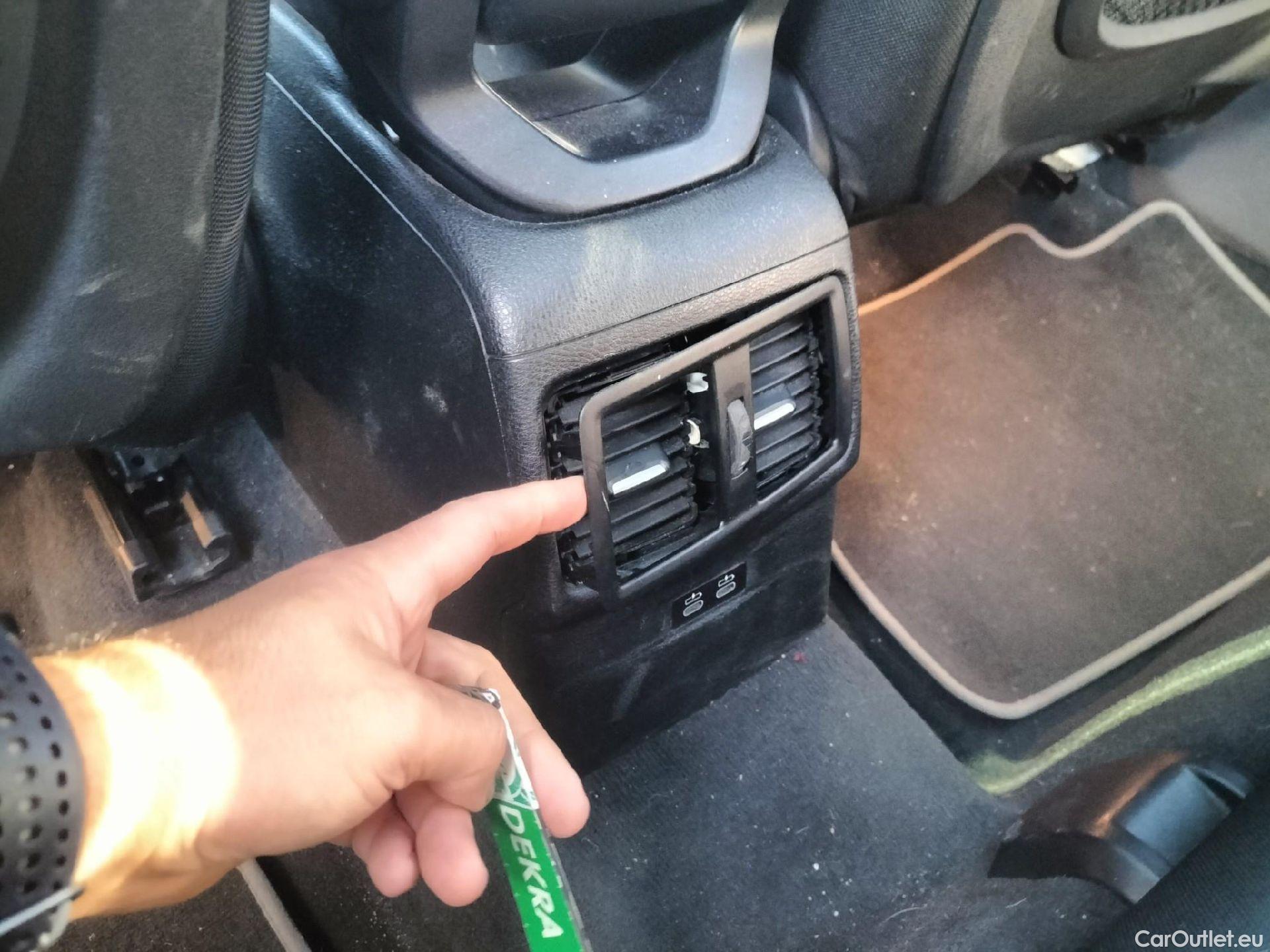  Bmw  X2 BMW  sDrive18i IMPULSE STEPTRONIC #28