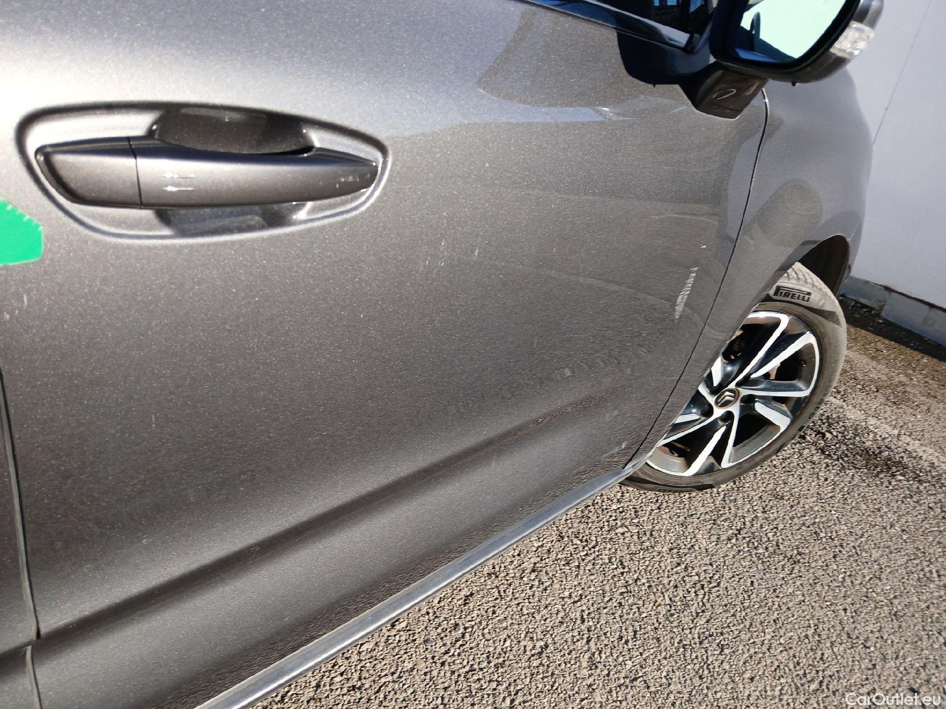  Citroen  C4 Picasso CITROEN  5p 2G monovolumen compac PureTech 96KW (130CV) S&S 6v Shine #38