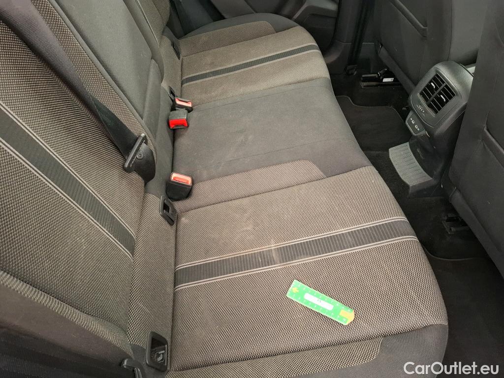  Volkswagen  T-ROC VOLKSWAGEN  / 2017 / 5P / SUV 1.5 TSI 150 EVO LOUNGE BUSINESS DSG7 #33