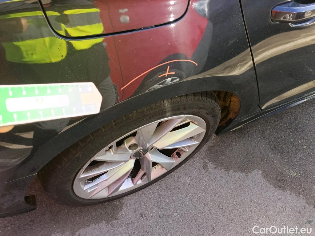  Audi  A5 Sportback AUDI A5 / 2019 / 5P / berlina con portón Advanced 35 TDI 120kW S tronic Sportback #3