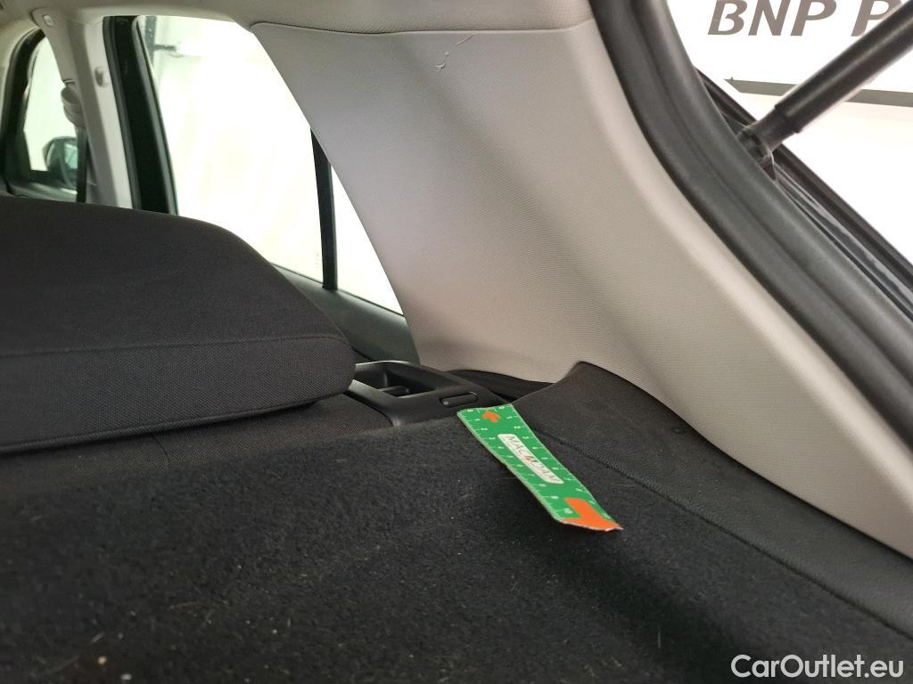  Volkswagen  T-ROC VOLKSWAGEN  / 2017 / 5P / SUV 1.5 TSI 150 EVO LOUNGE BUSINESS DSG7 #28