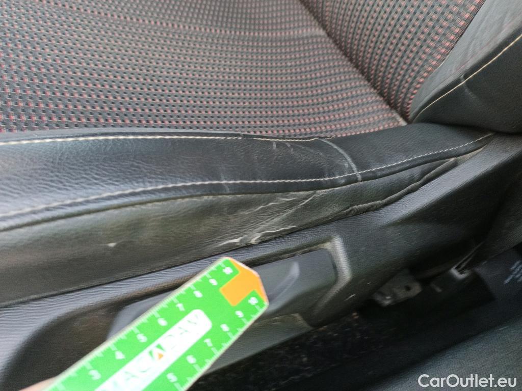  Citroen  DS3 DS DS 3 Crossback / 2018 / 5P / todoterreno PureTech 73 kW Manual PERFORMANCE LINE (AC) #2