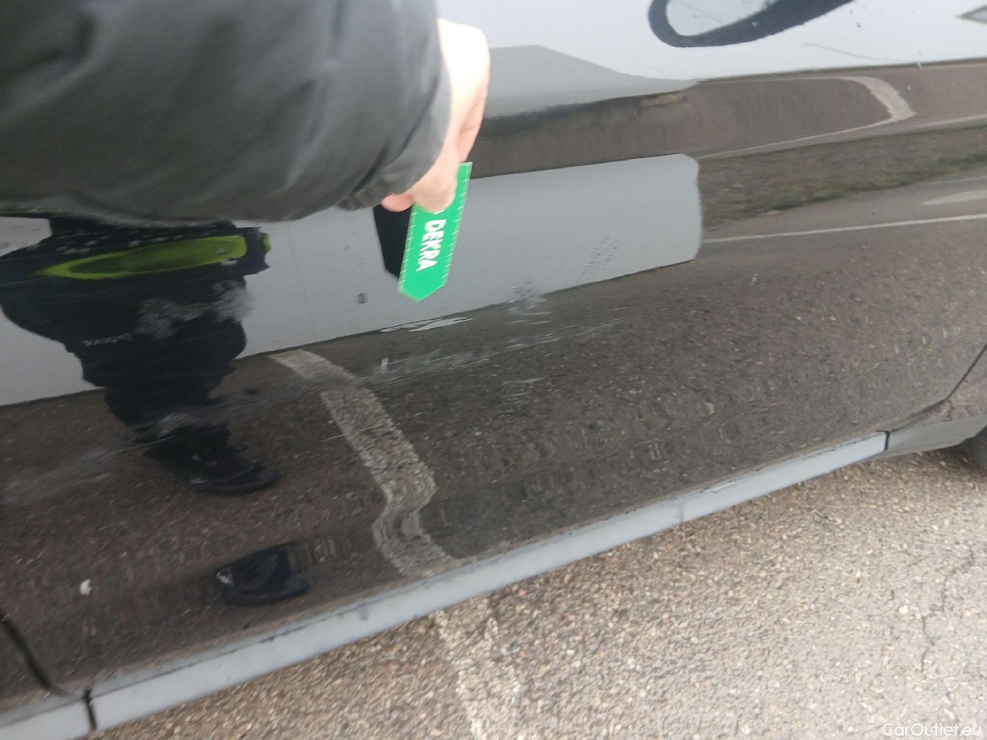  Bmw  X3 BMW  / 2017 / 5P / todoterreno xDrive20d (AC2) #40