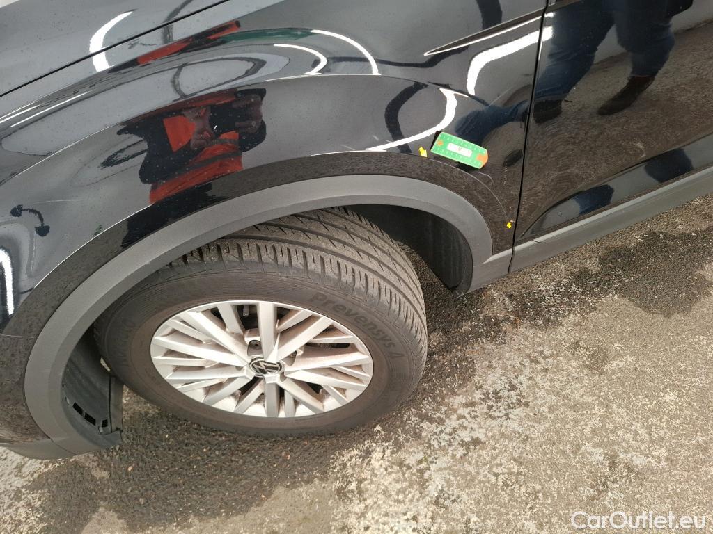  Volkswagen  T-ROC VOLKSWAGEN  / 2017 / 5P / SUV 1.5 TSI 150 EVO LOUNGE BUSINESS DSG7 #23