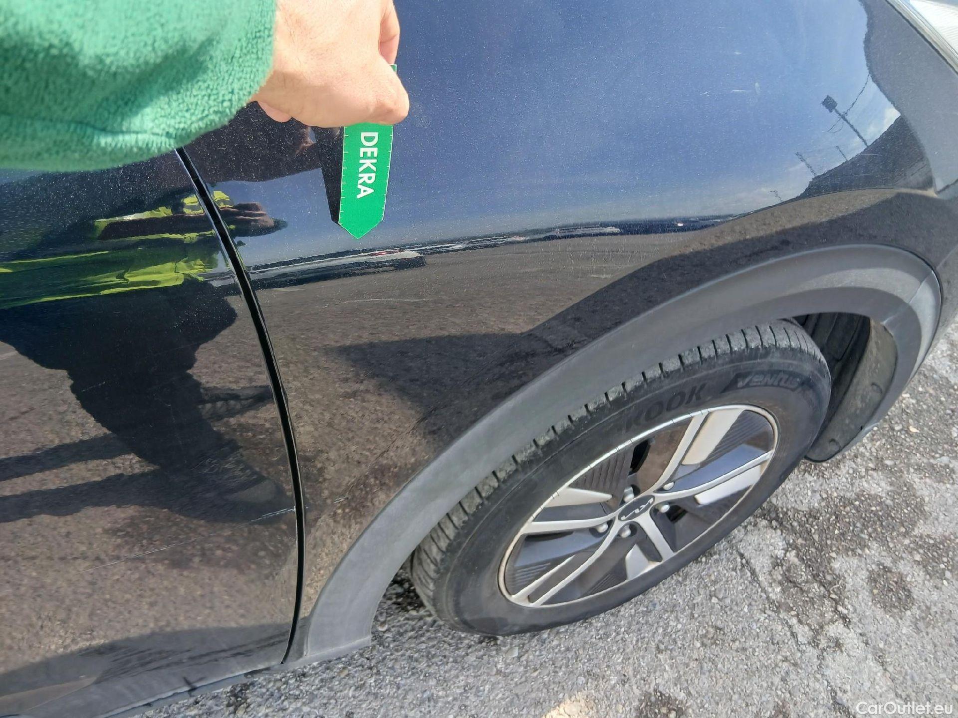  KIA  Niro KIA  / 2019 / 5P / crossover 1.6 GDi HEV 104kW (141CV) Drive #17