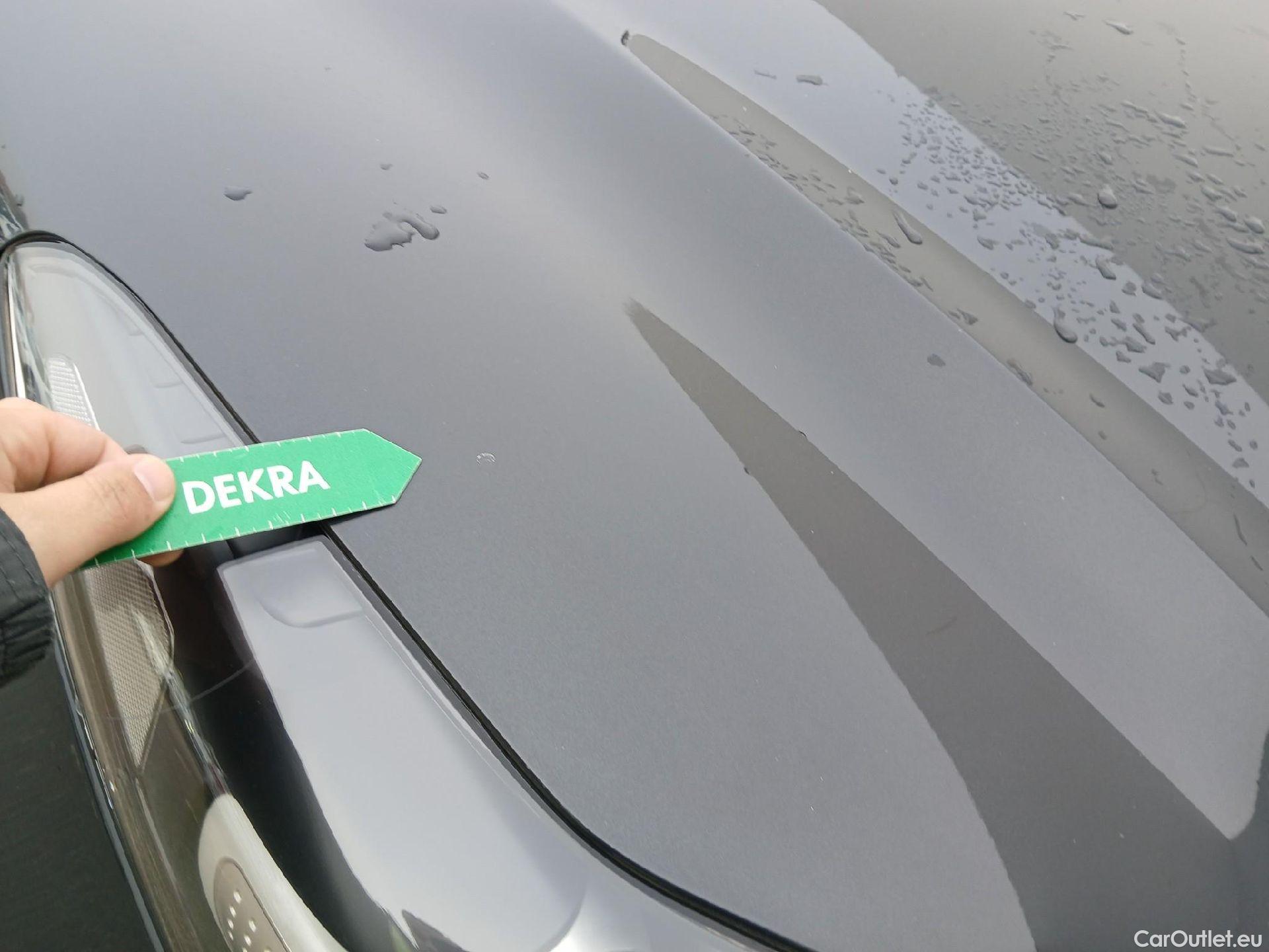  KIA  Sportage KIA  1.6MHEV Drive 100kW(136CV) 4x2(Crist Tintados)(CX) #10