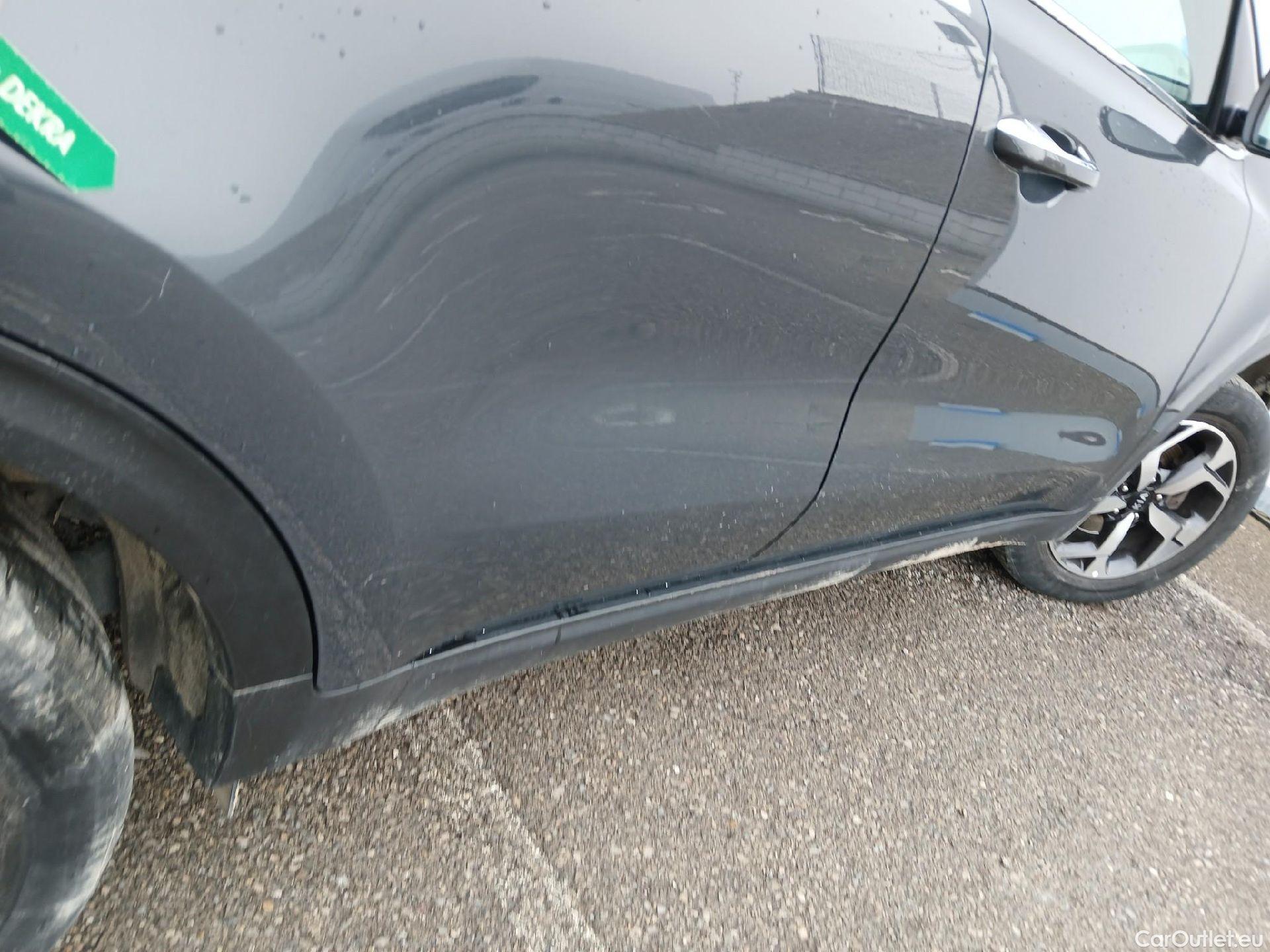  KIA  Sportage KIA  1.6MHEV Drive 100kW(136CV) 4x2(Crist Tintados)(CX) #37