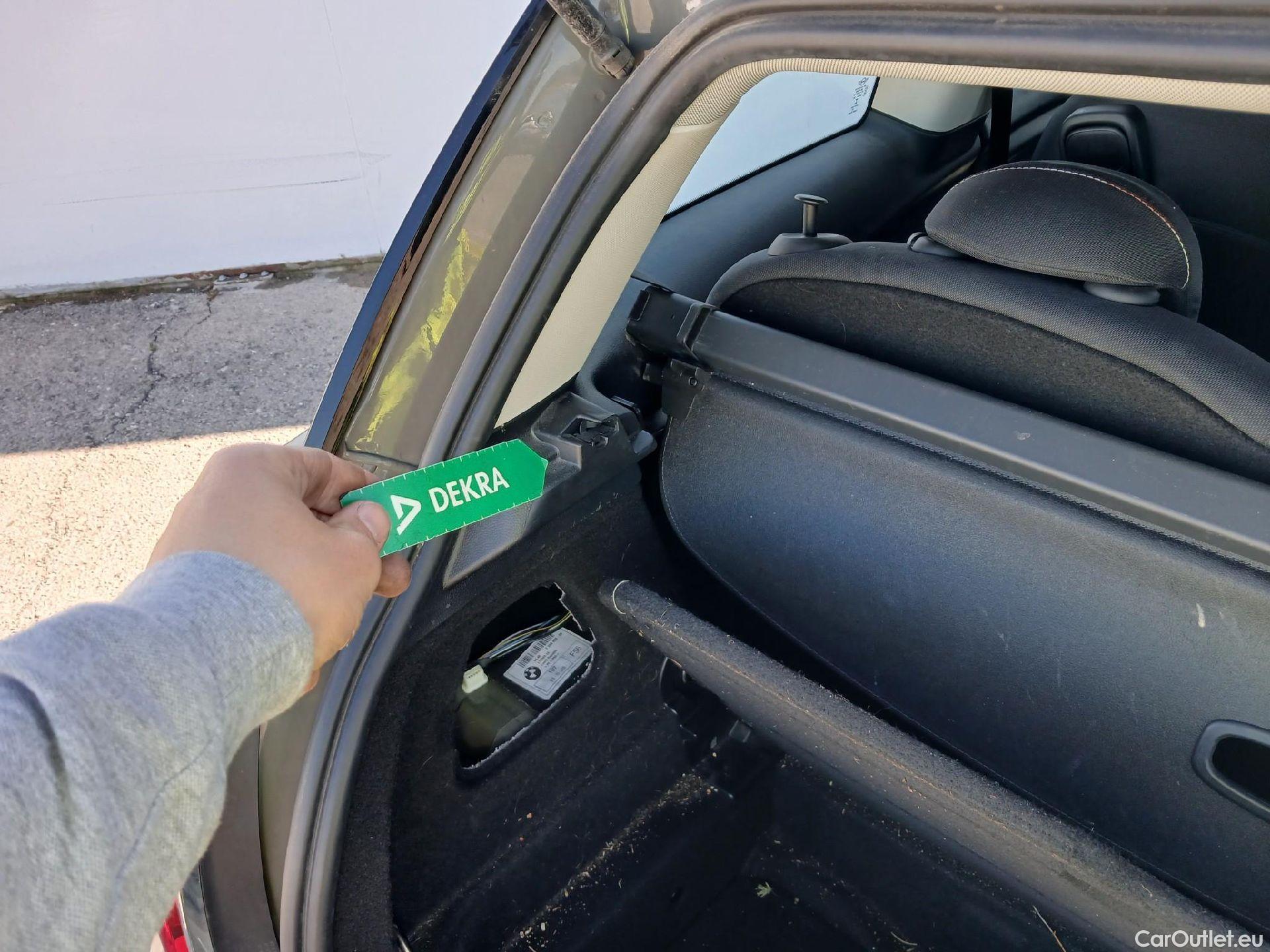  Mini  Cooper MINI MINI / 2014 / 3P / berlina con portón  #50