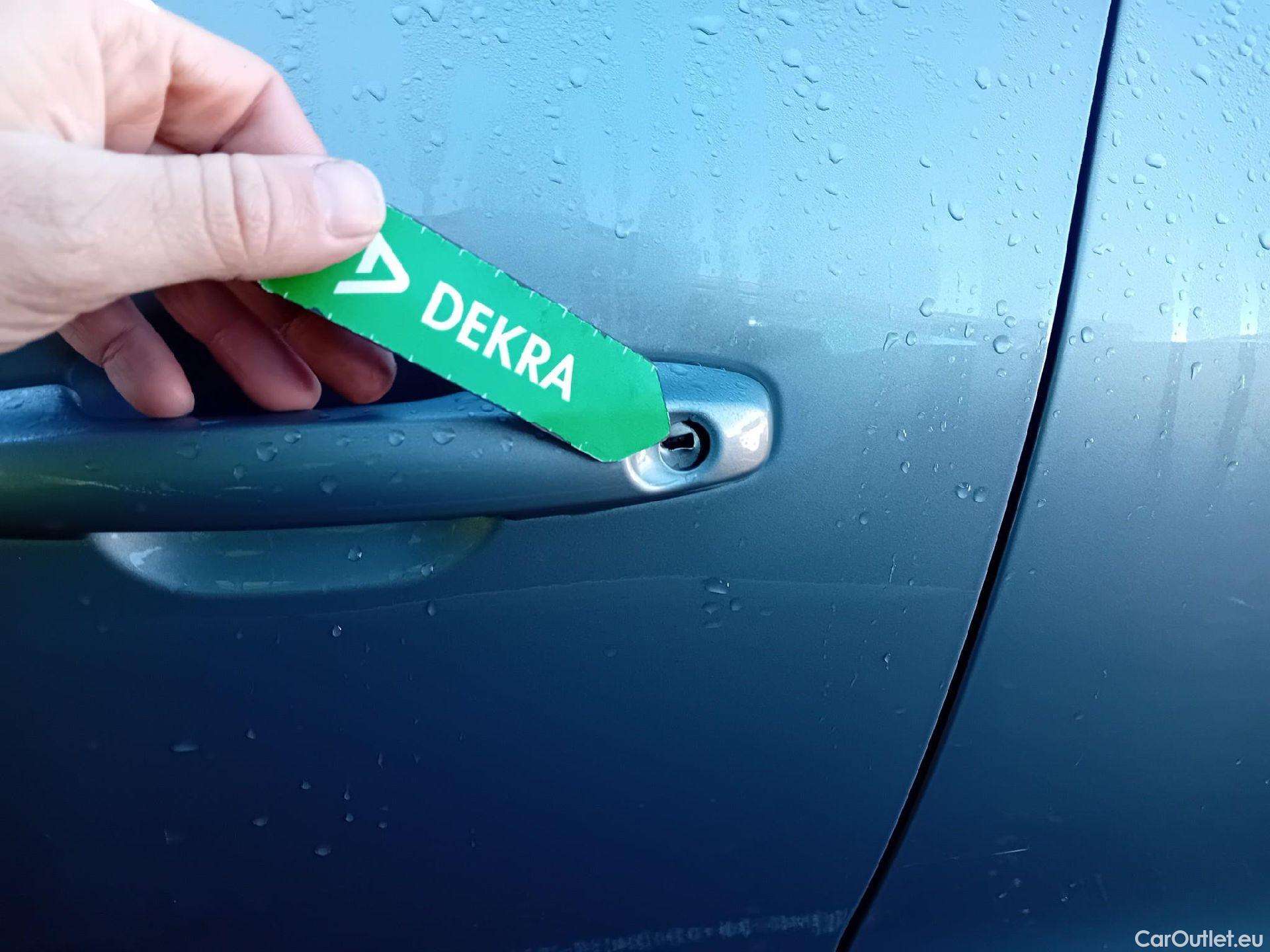  Ford  Kuga FORD  / 2019 / 5P / todoterreno ST-Line X 2.5 Duratec FHEV Auto #10