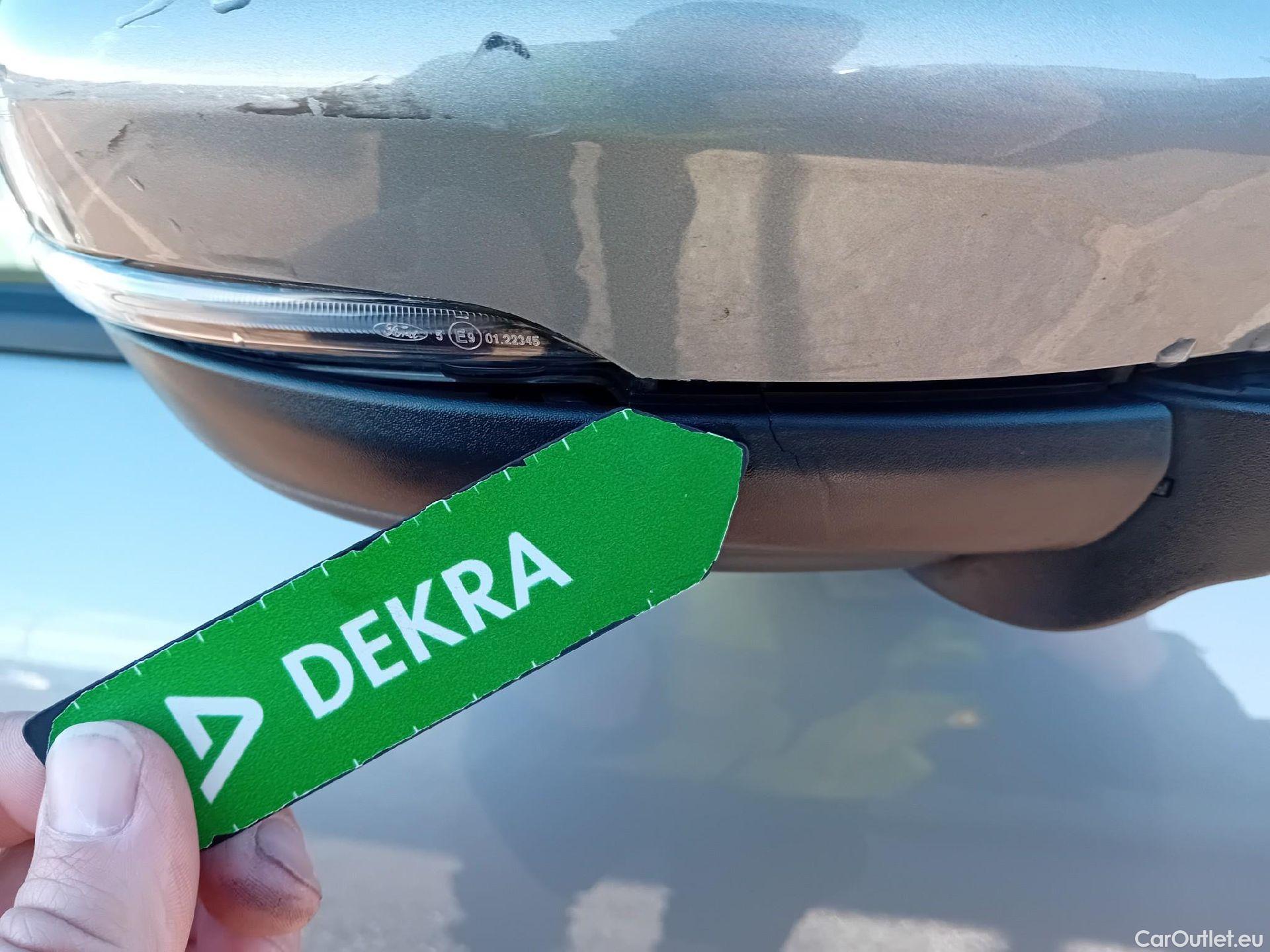  Ford  Kuga FORD  / 2019 / 5P / todoterreno ST-Line X 2.5 Duratec FHEV Auto #41