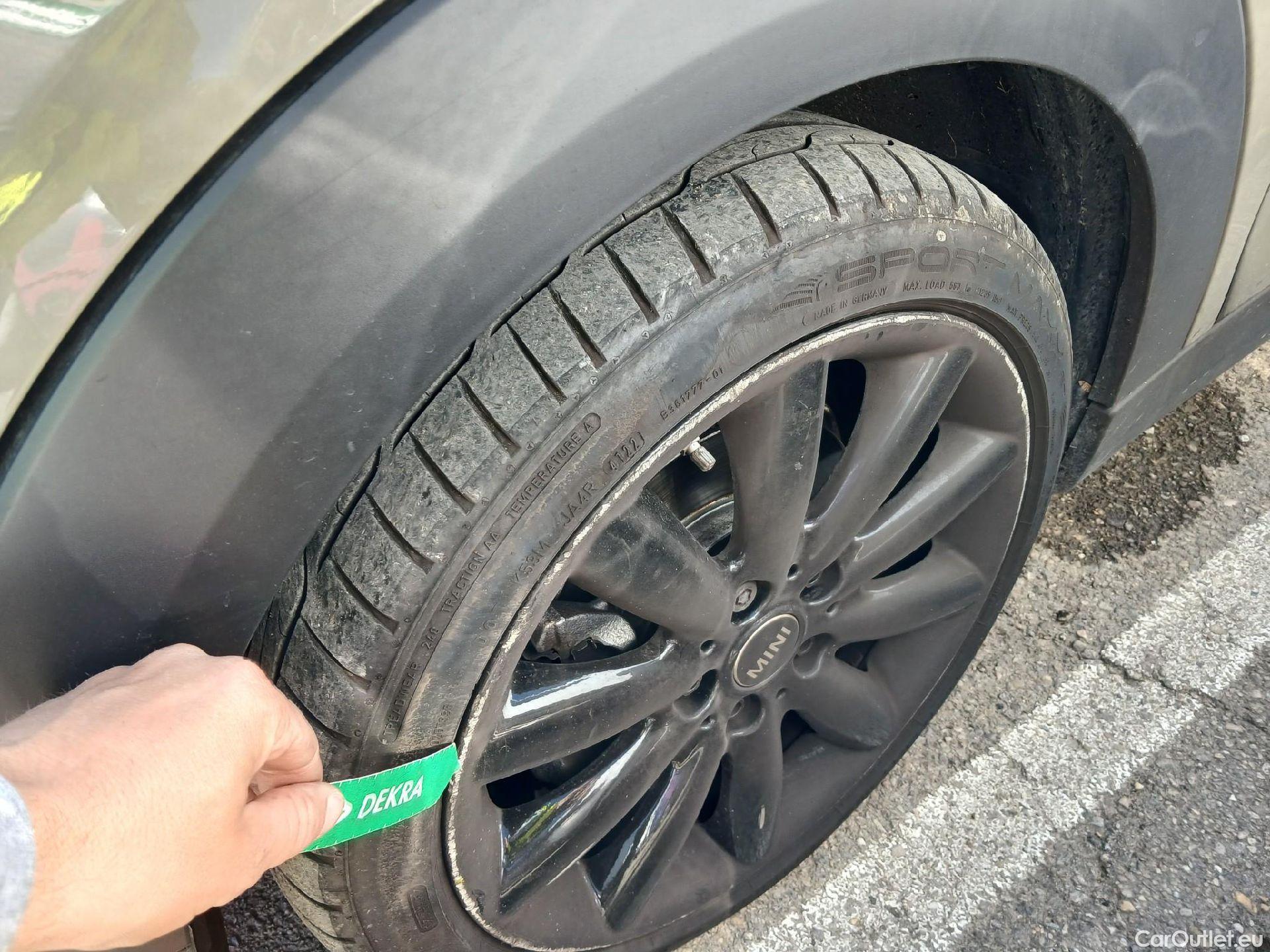  Mini  Cooper MINI MINI / 2014 / 3P / berlina con portón  #15