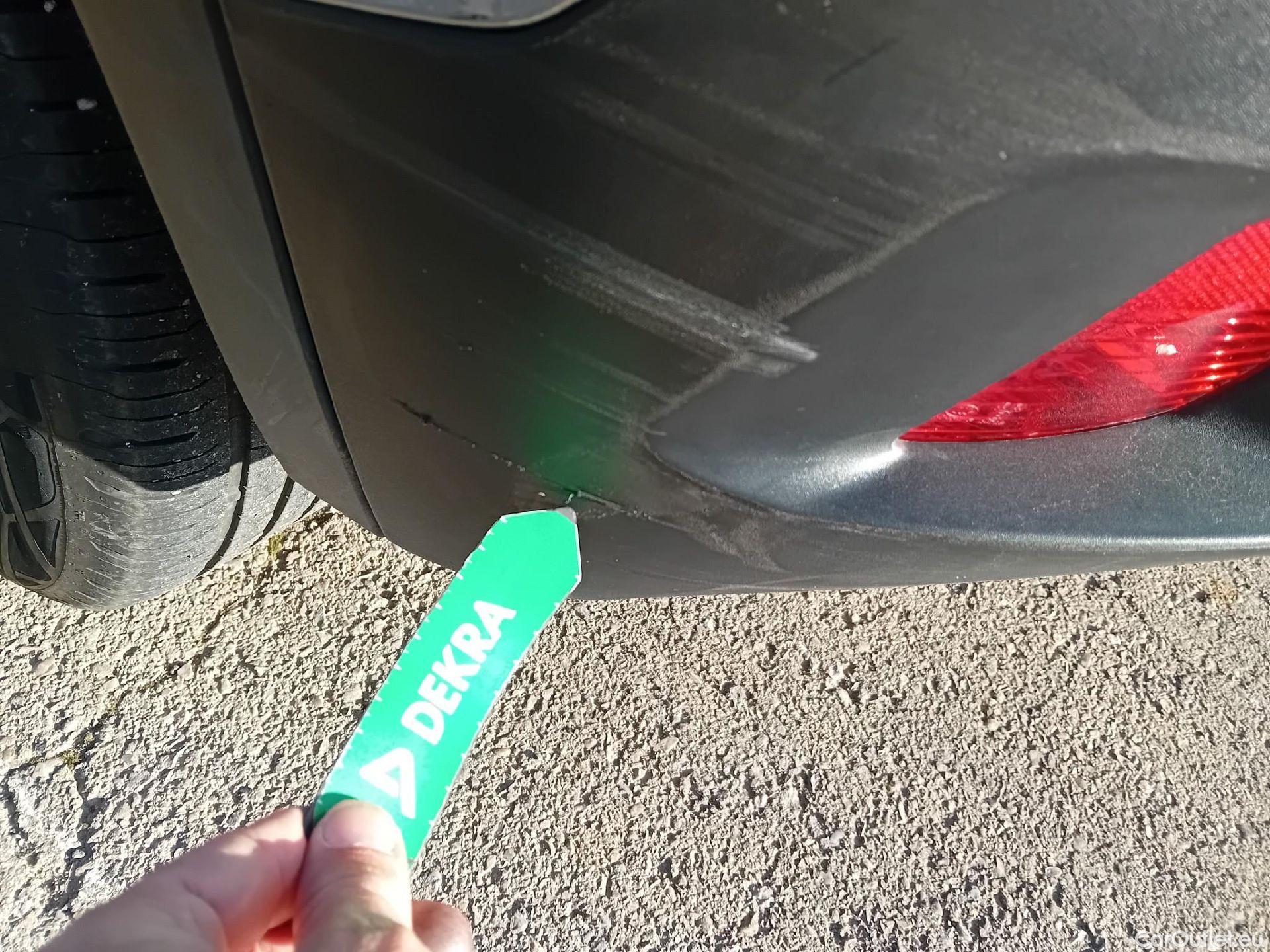  Peugeot  2008 PEUGEOT  / 2019 / 5P / todoterreno Active Pack BlueHDI 81kW (110CV) #12