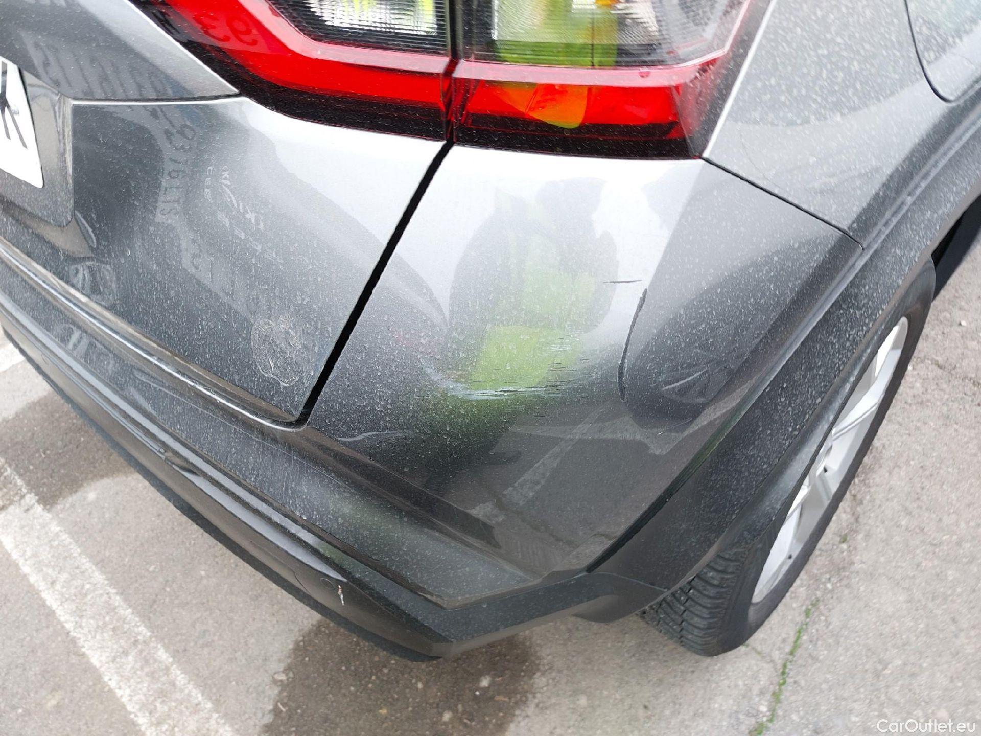  Nissan  Juke NISSAN  / 2019 / 5P / crossover DIG-T 84 kW (114 CV) DCT 7 V N-Connecta (AC2) #21