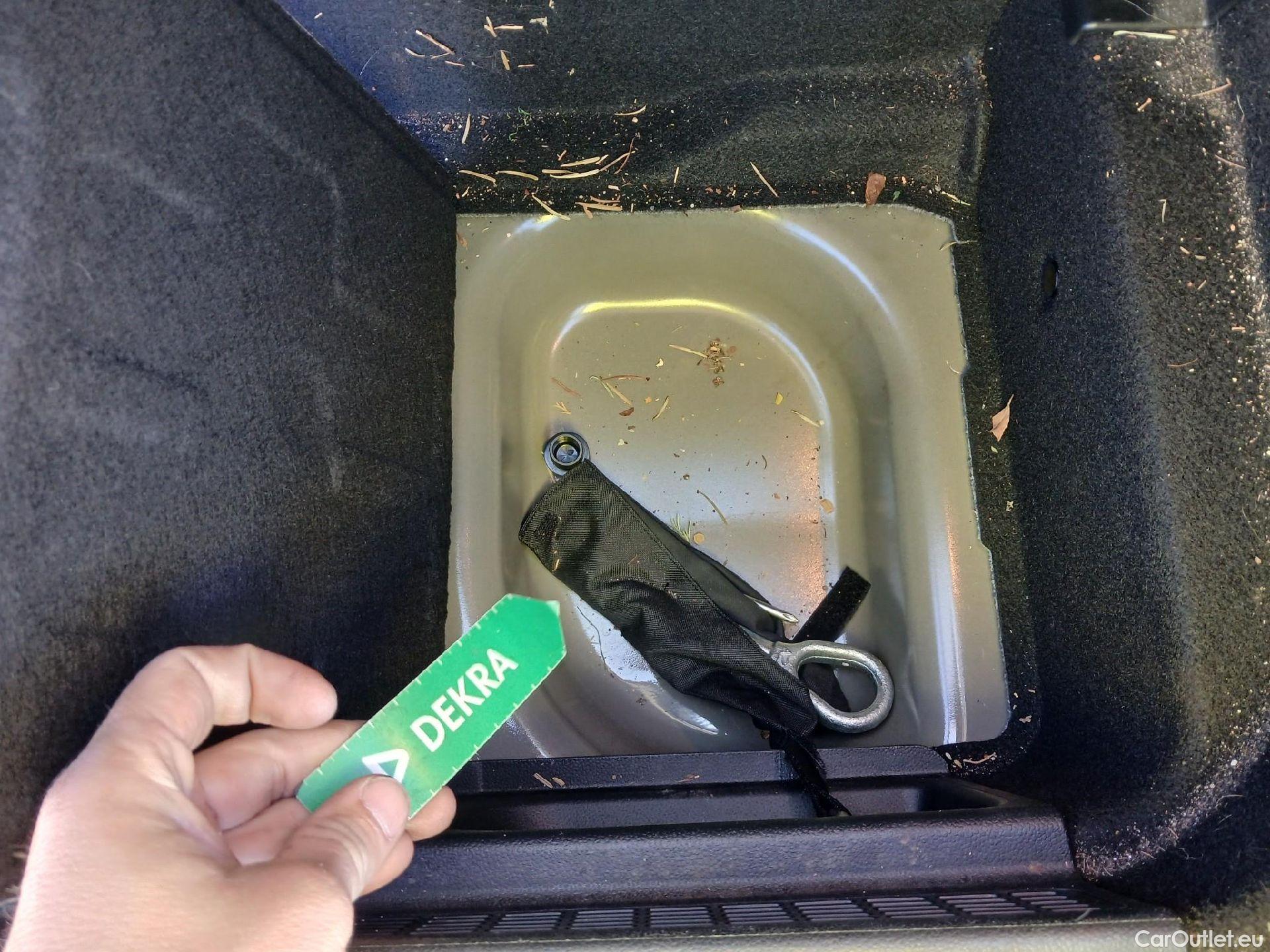  Mini  Cooper MINI MINI / 2014 / 3P / berlina con portón  #48