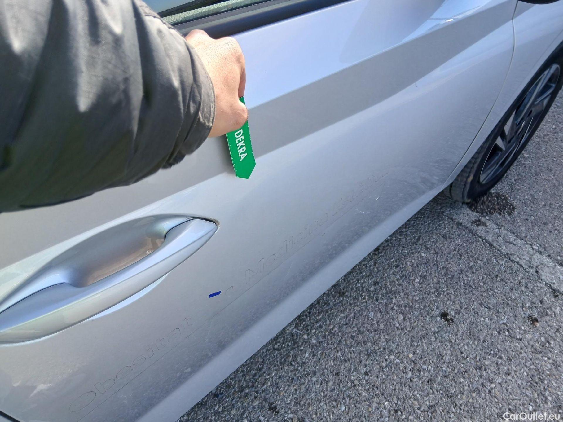  Hyundai  i20 HYUNDAI  / 2020 / 5P / berlina con portón 1.0 TGDI 74kW (100CV) Klass #21