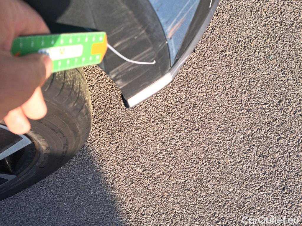  Hyundai   Ioniq HYUNDAI 5 / 2021 / 5P / todoterreno 73KWH 160KW Light RWD #52