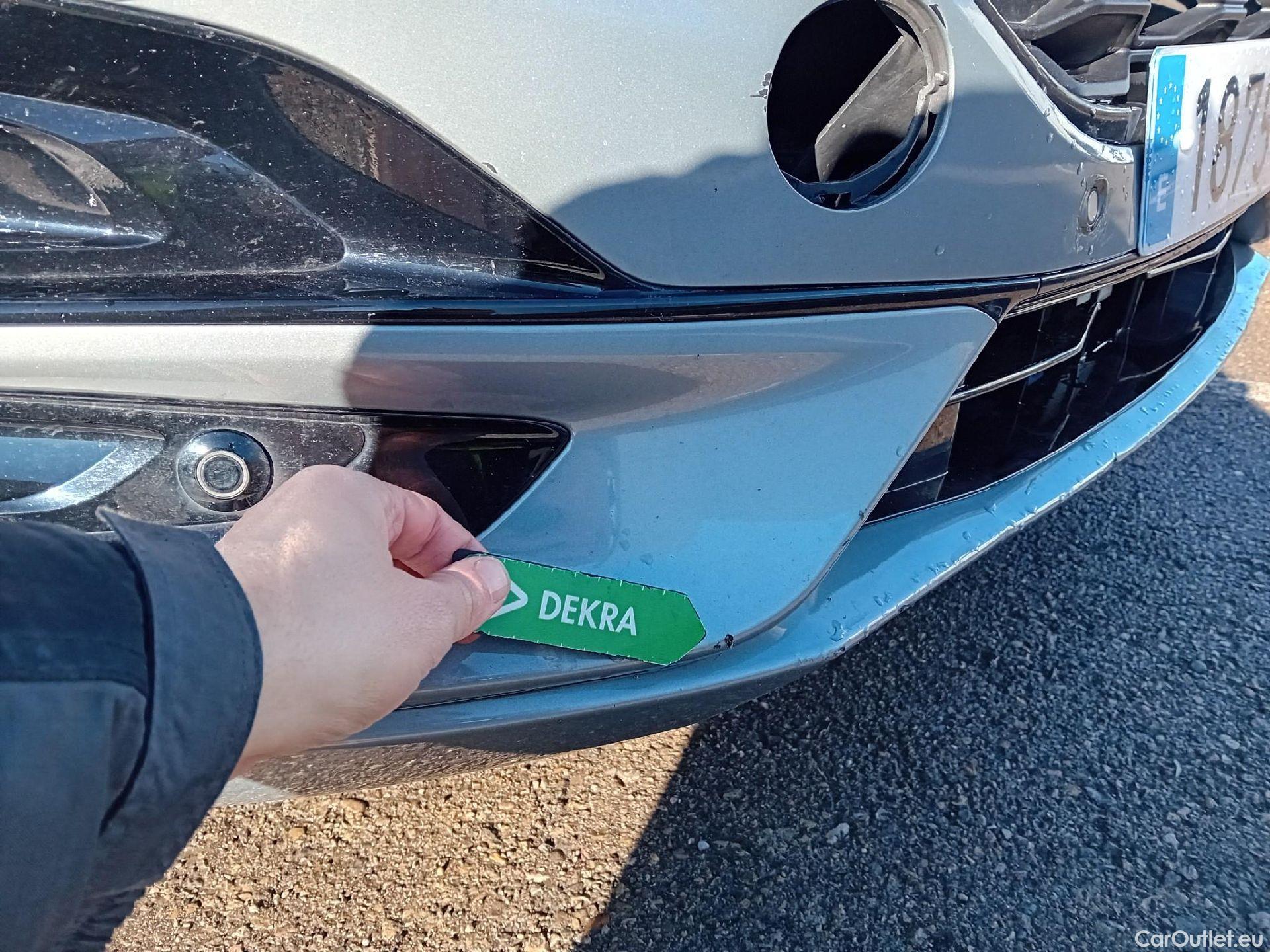  Ford  Kuga FORD  / 2019 / 5P / todoterreno ST-Line X 2.5 Duratec FHEV Auto #5