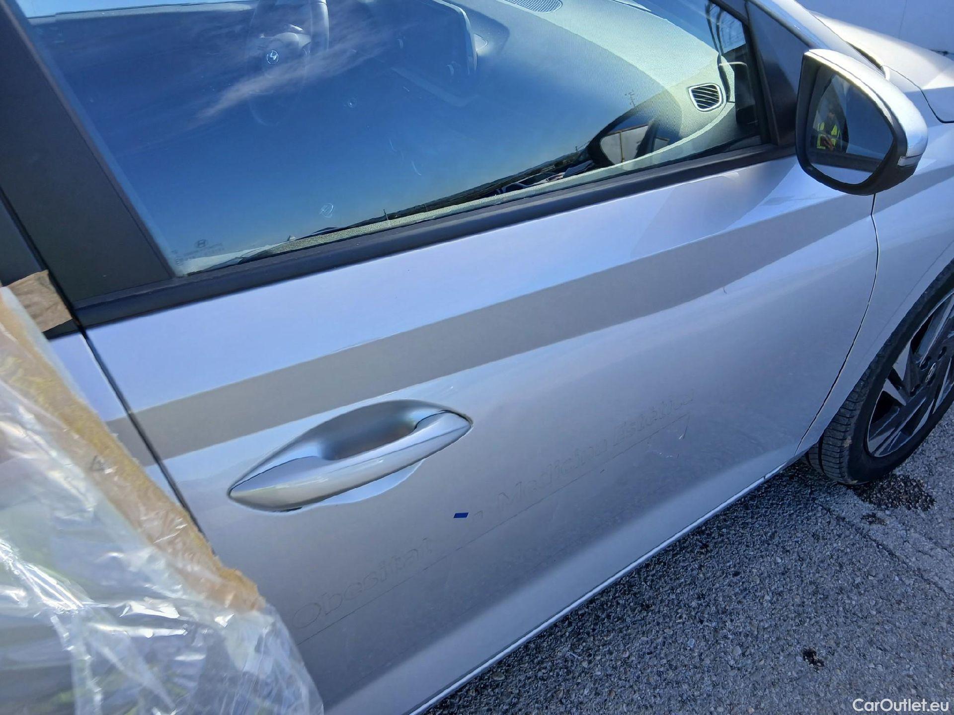  Hyundai  i20 HYUNDAI  / 2020 / 5P / berlina con portón 1.0 TGDI 74kW (100CV) Klass #22