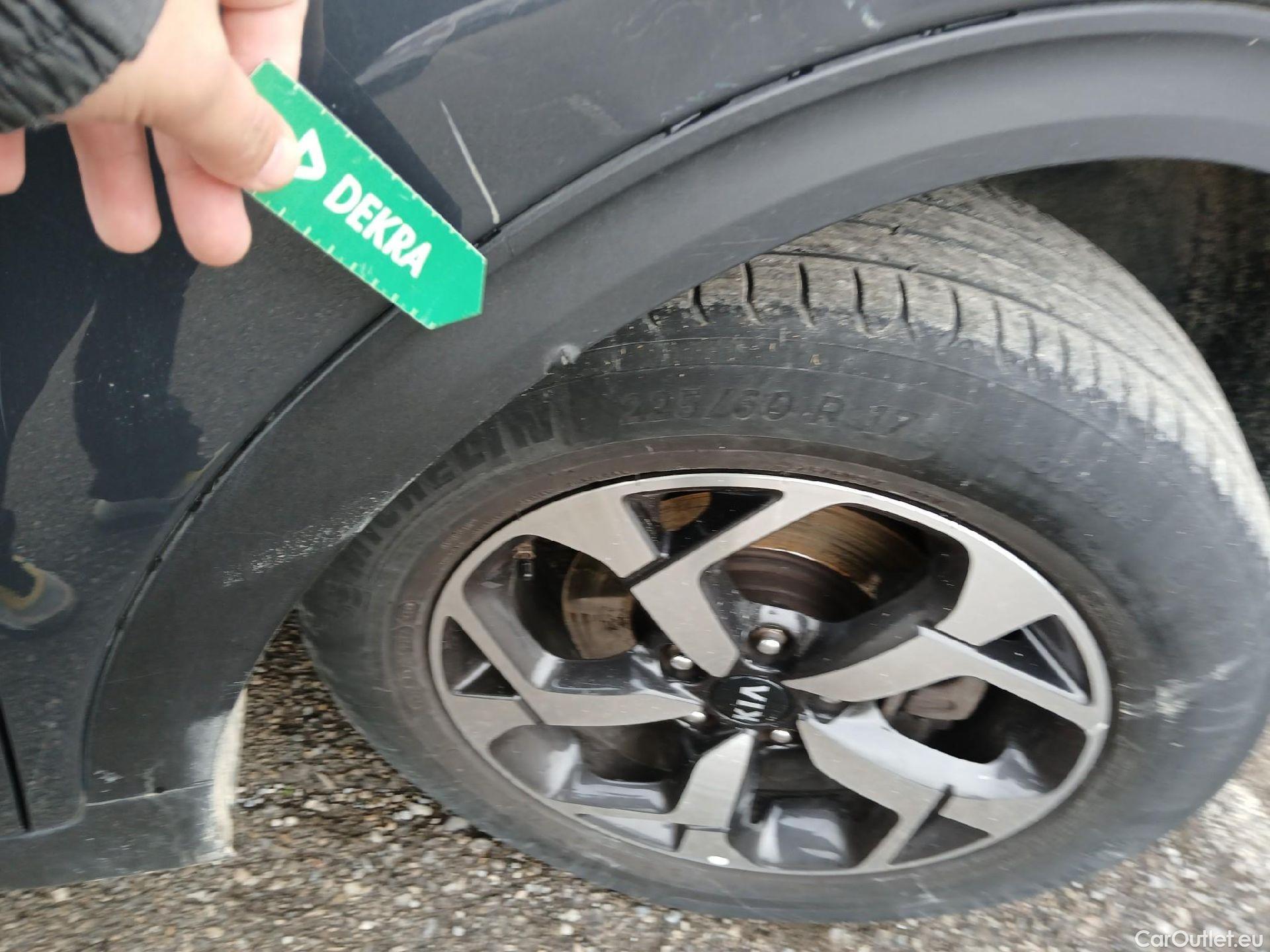  KIA  Sportage KIA  1.6MHEV Drive 100kW(136CV) 4x2(Crist Tintados)(CX) #43