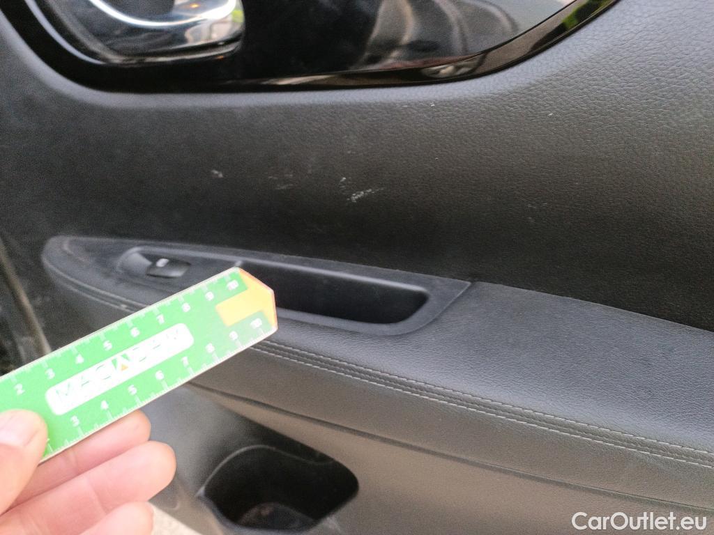  Nissan  Qashqai NISSAN  / 2017 / 5P / todoterreno DIG-T 103 kW (140 CV) E6D ACENTA #17