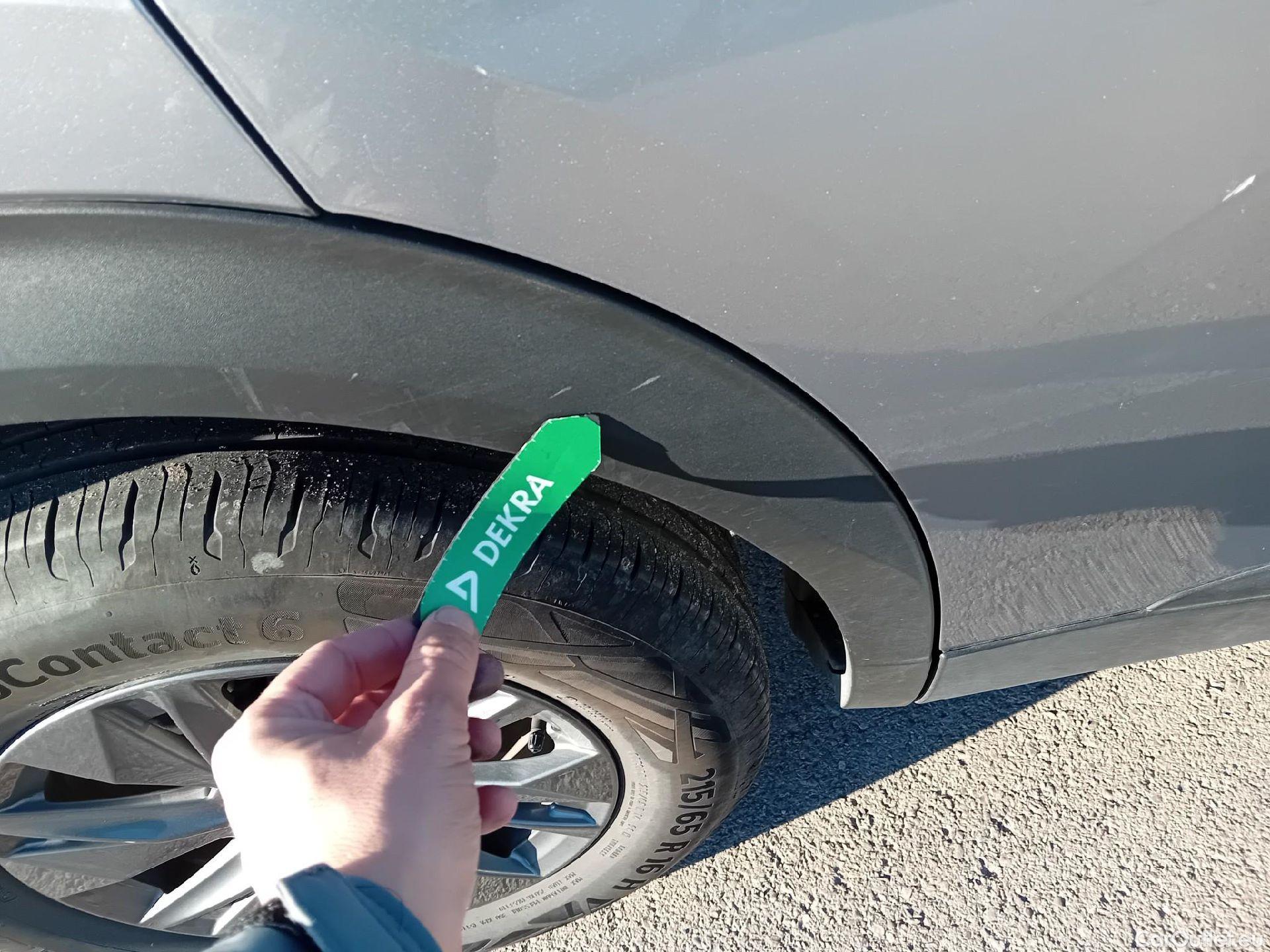  Peugeot  2008 PEUGEOT  / 2019 / 5P / todoterreno Active Pack BlueHDI 81kW (110CV) #19