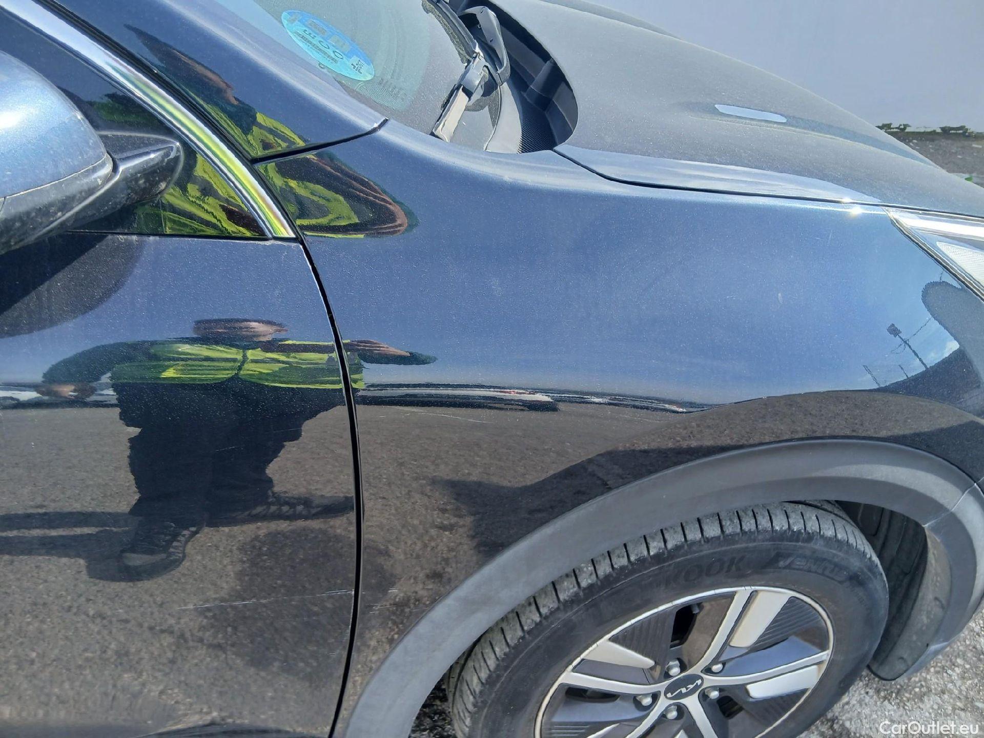  KIA  Niro KIA  / 2019 / 5P / crossover 1.6 GDi HEV 104kW (141CV) Drive #18