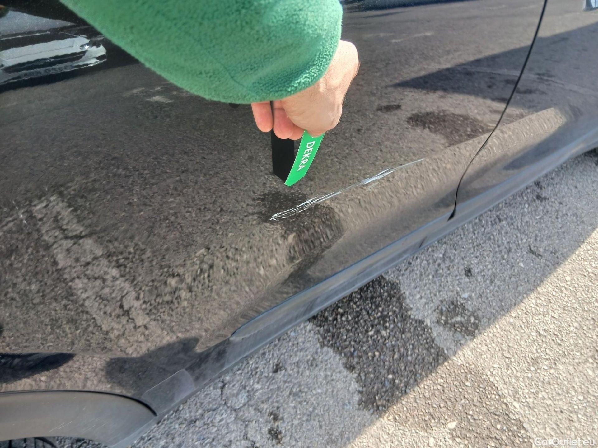  KIA  Niro KIA  / 2019 / 5P / crossover 1.6 GDi HEV 104kW (141CV) Drive #13