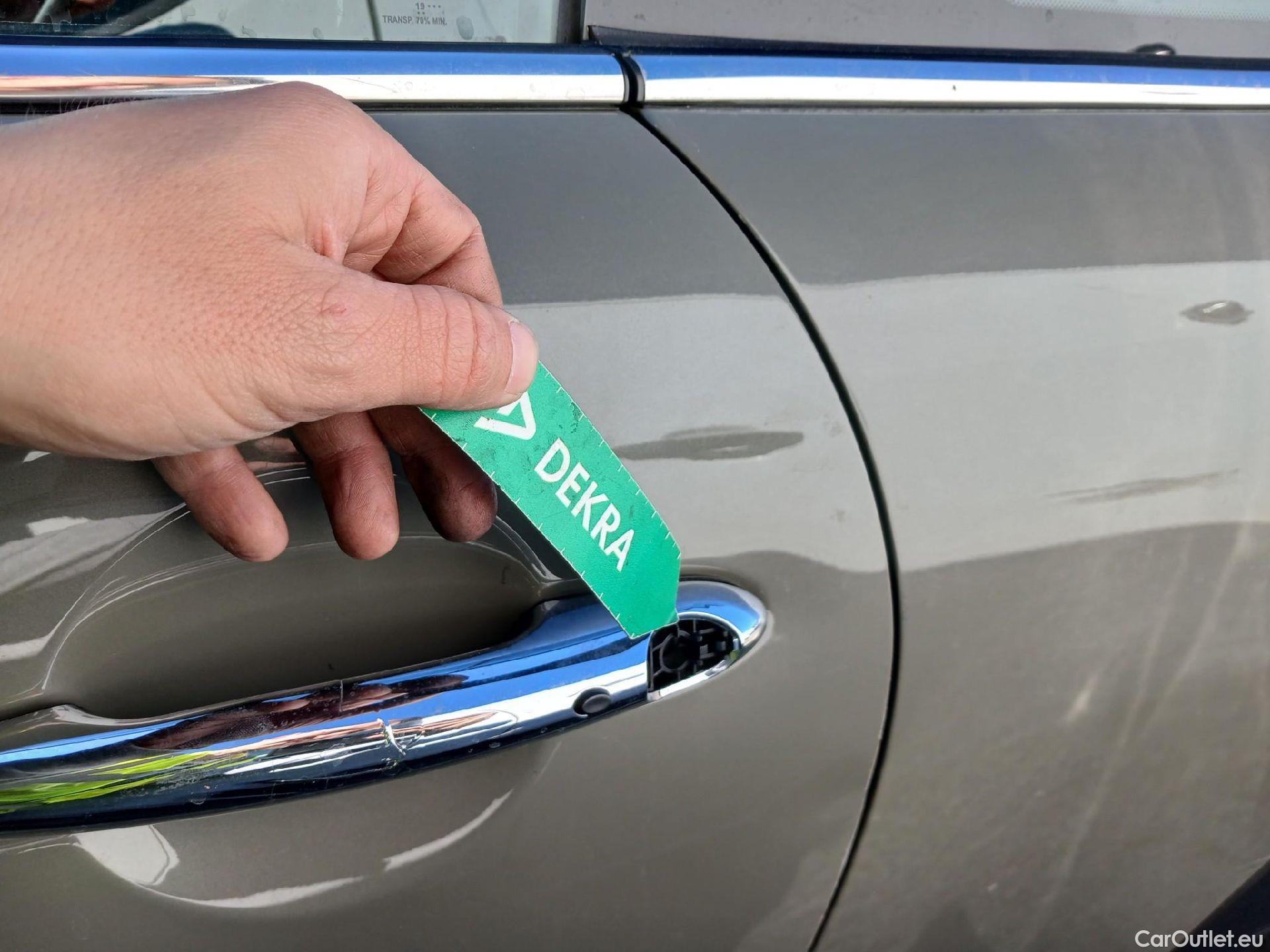  Mini  Cooper MINI MINI / 2014 / 3P / berlina con portón  #23