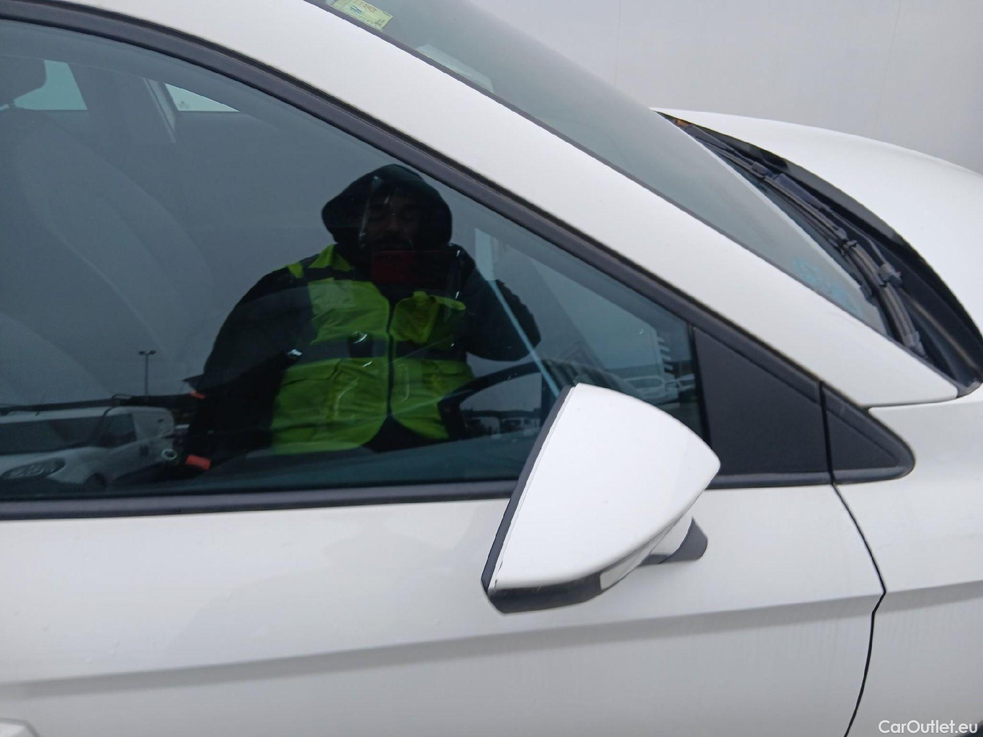  Seat  Arona SEAT  / 2017 / 5P / todoterreno 1.0 TSI 70kW (95CV) Style Edition Eco (CX) #41