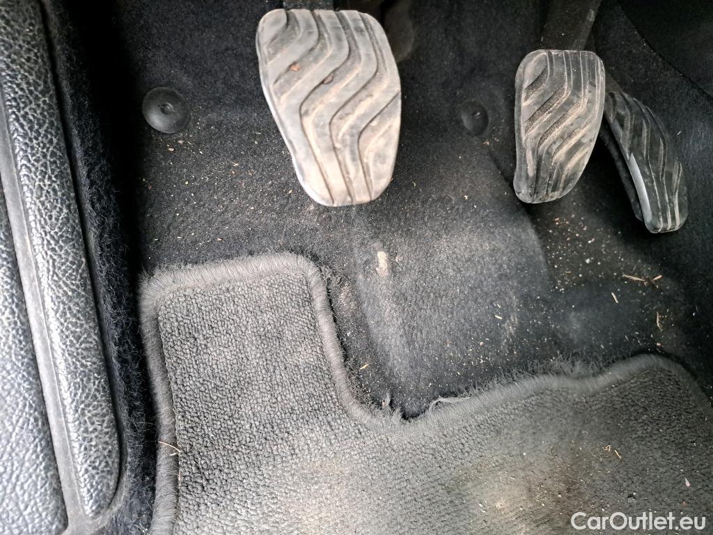  Renault  Captur RENAULT  / 2020 / 5P / todoterreno Fast Track TCe 140CV GPF Micro Híbrido #1