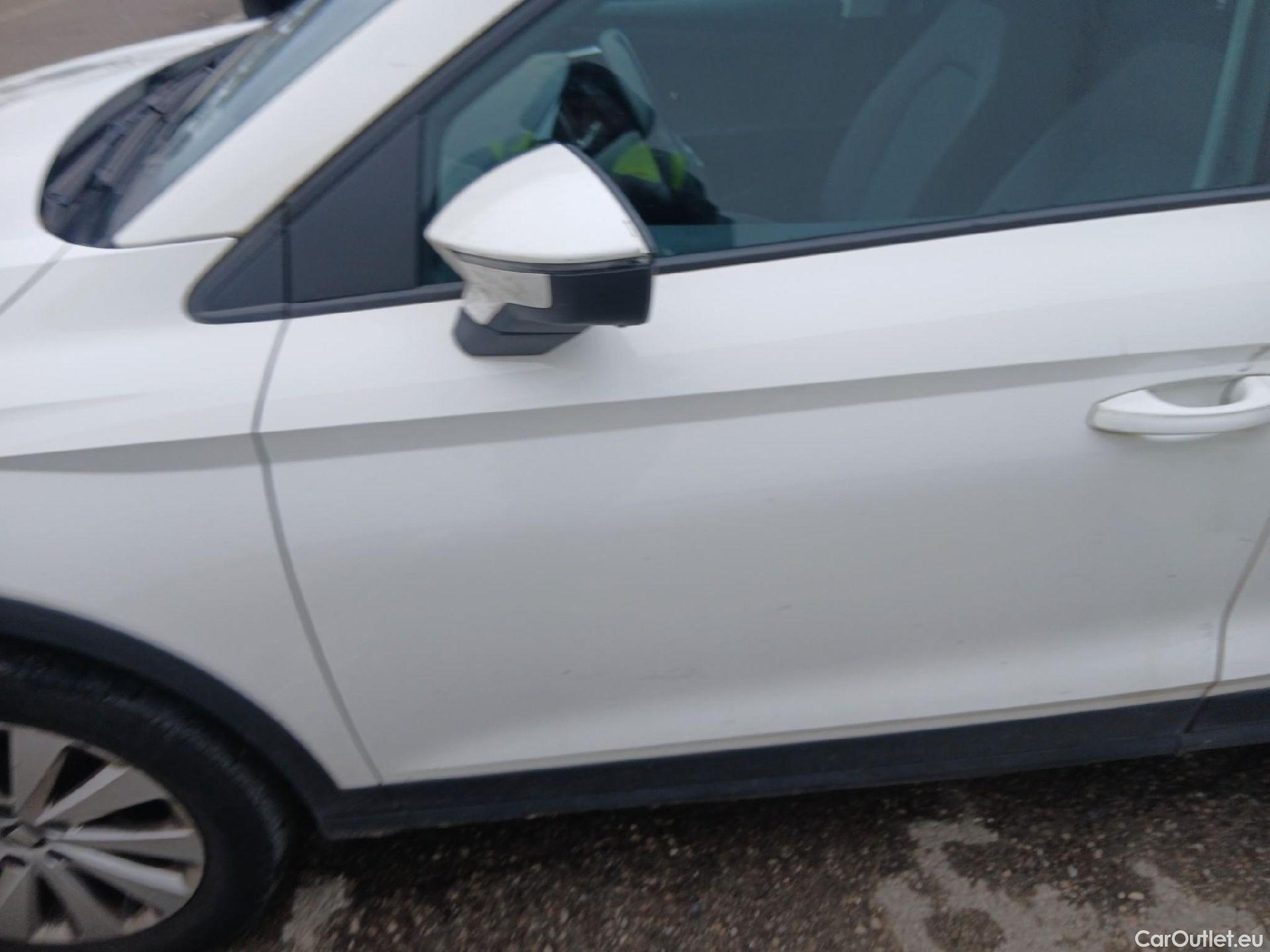  Seat  Arona SEAT  / 2017 / 5P / todoterreno 1.0 TSI 70kW (95CV) Style Edition Eco (CX) #9