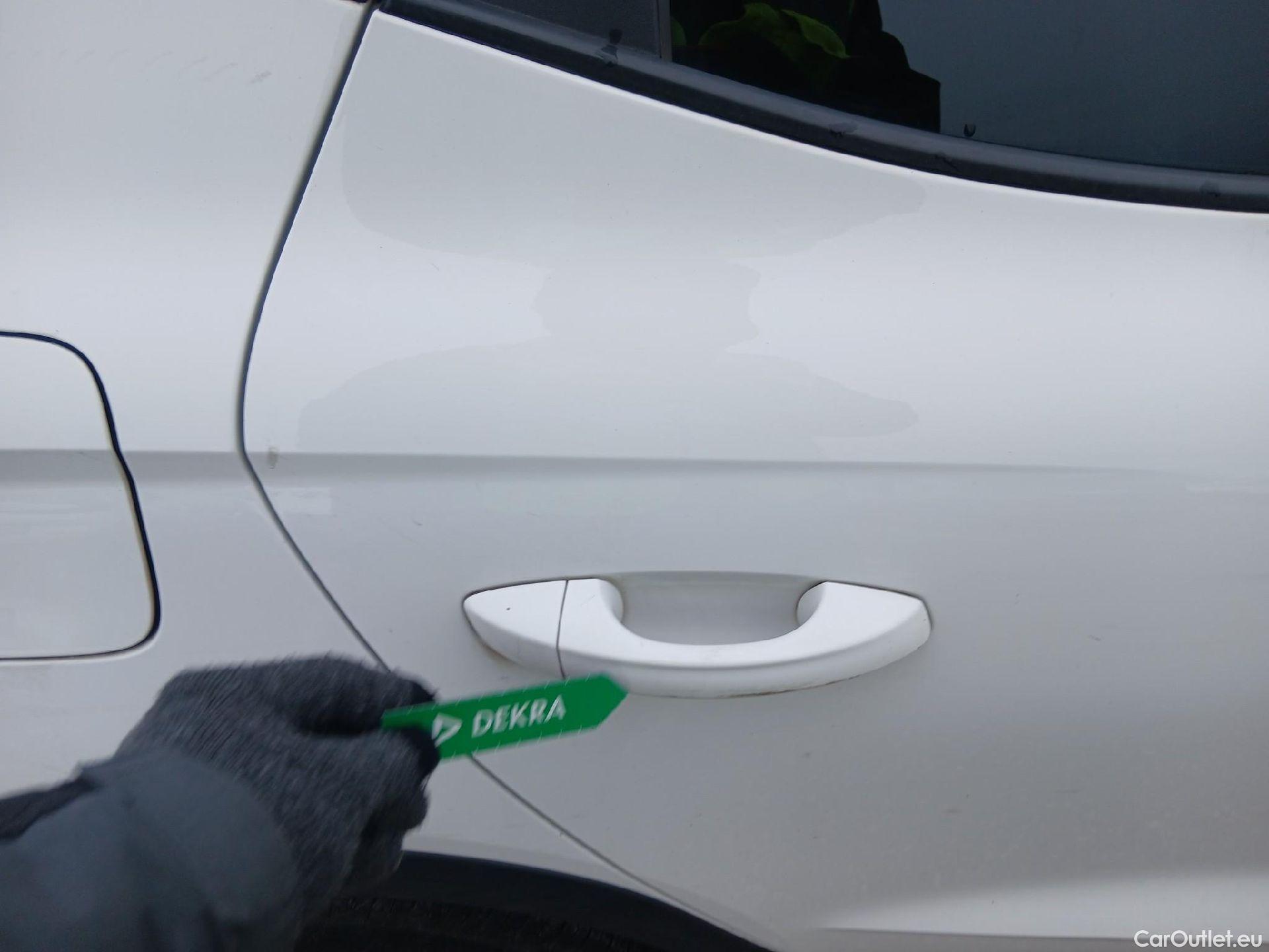  Seat  Arona SEAT  / 2017 / 5P / todoterreno 1.0 TSI 70kW (95CV) Style Edition Eco (CX) #33