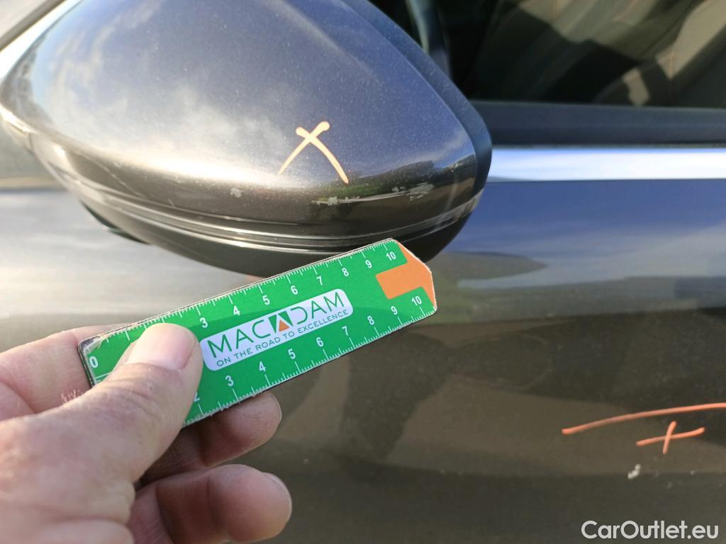  Peugeot  508 PEUGEOT  / 2018 / 5P / berlina con portón 5P Business Line BlueHDi 130 EAT8 (AC) #25