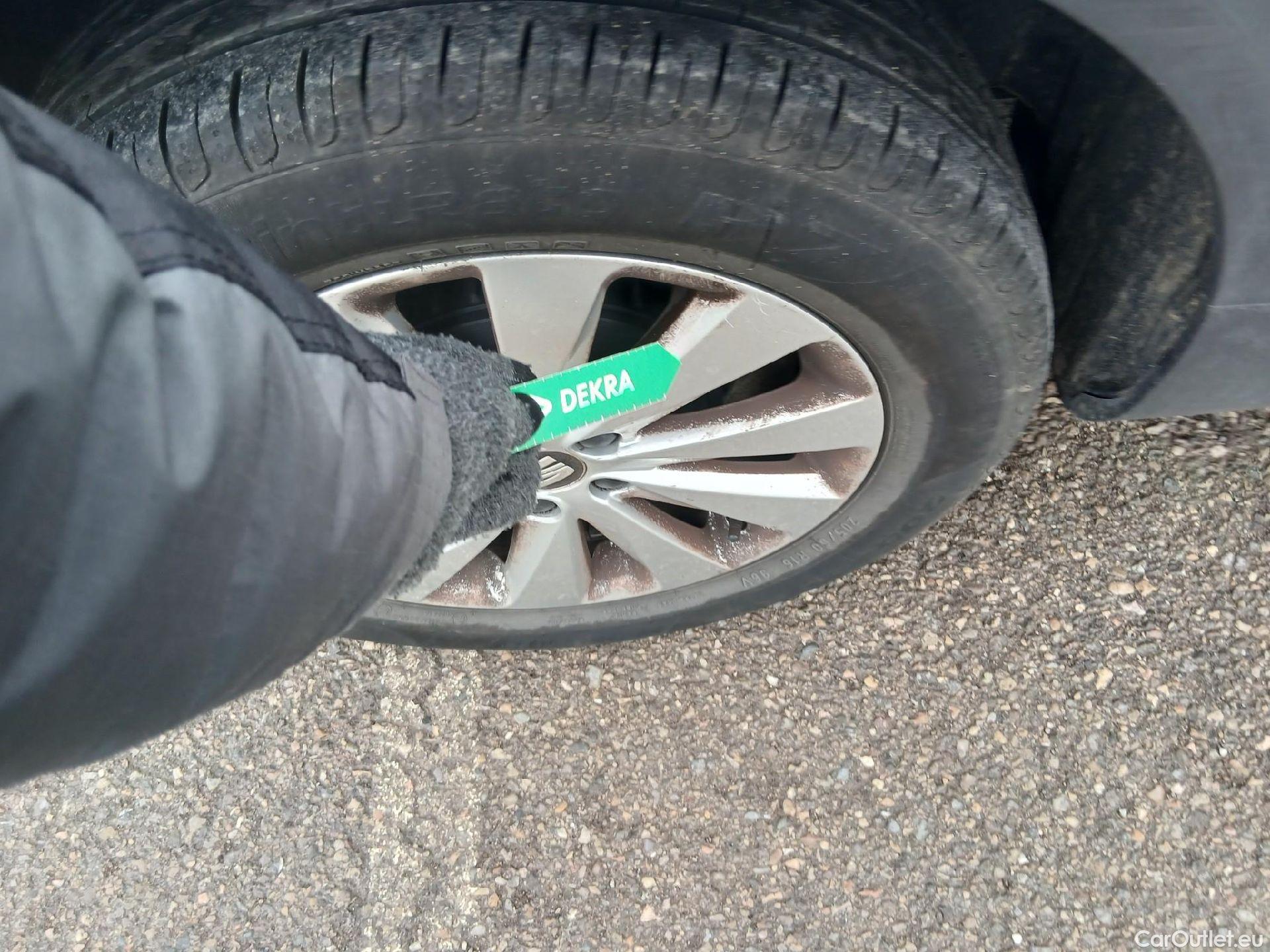  Seat  Arona SEAT  / 2017 / 5P / todoterreno 1.0 TSI 70kW (95CV) Style Edition Eco (CX) #30