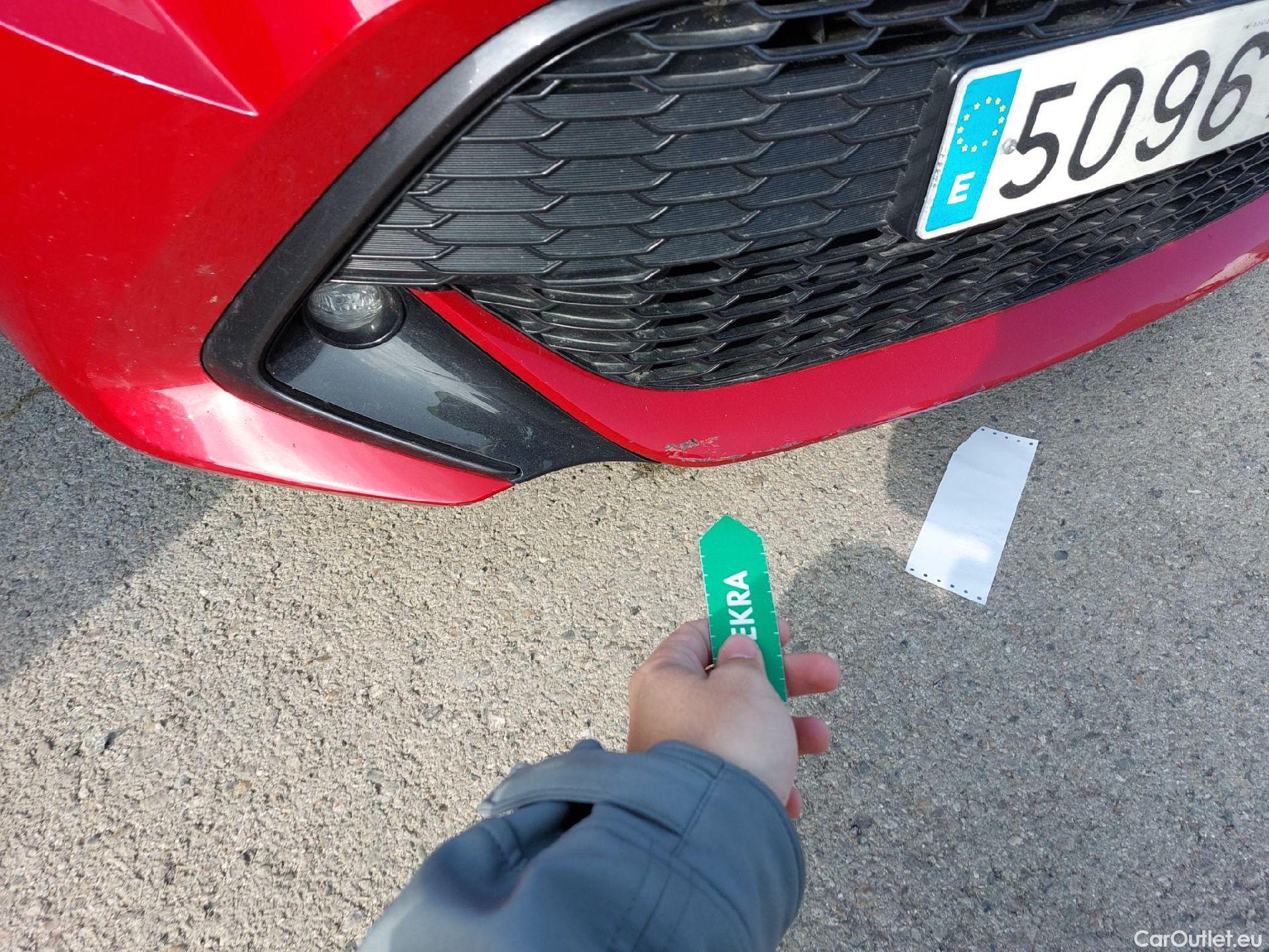  Toyota  Corolla TOYOTA  / 2019 / 5P / familiar 2.0 180H STYLE E-CVT TOURING SPORT #7