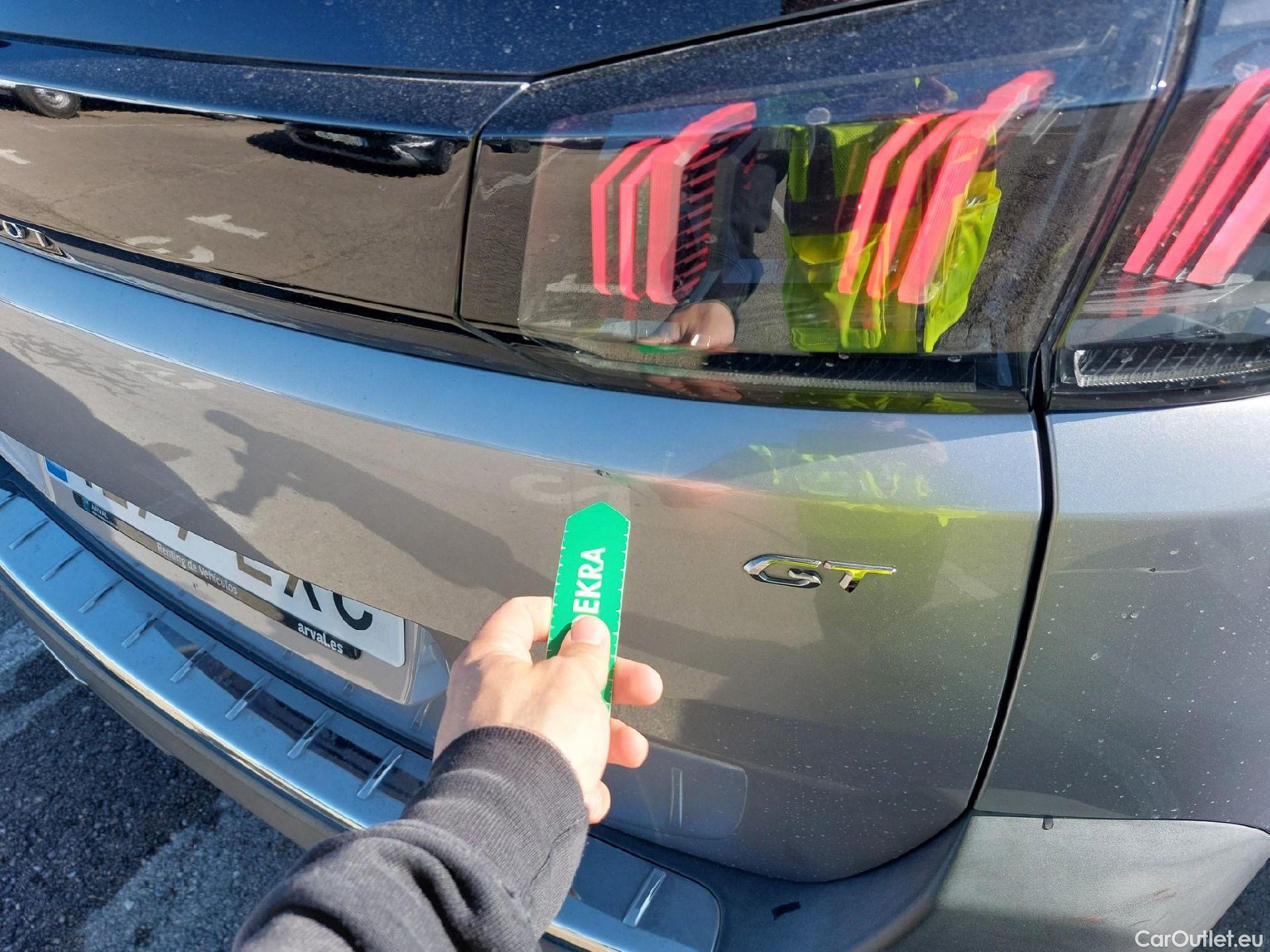  Peugeot  5008 PEUGEOT  / 2020 / 5P / todoterreno 1.2 PureTech 96KW S&S GT EAT8 #13