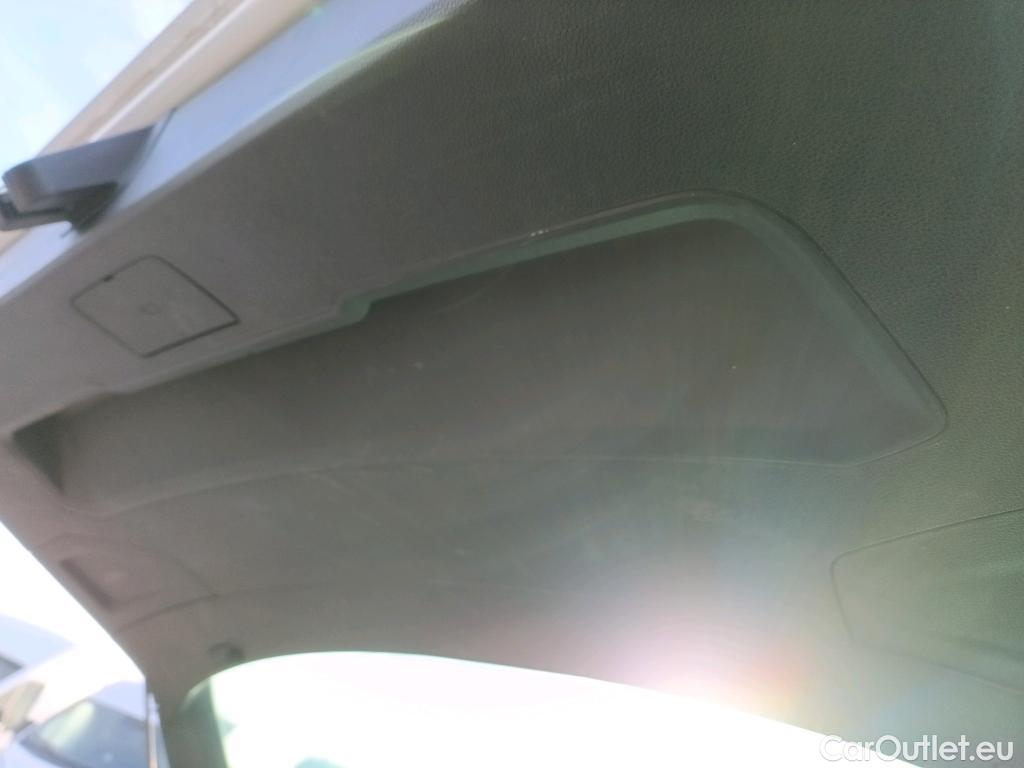  Seat  ATECA SEAT  / 2016 / 5P / todoterreno 2.0 TDI 110kW (150CV) DSG S&S Style Go #9