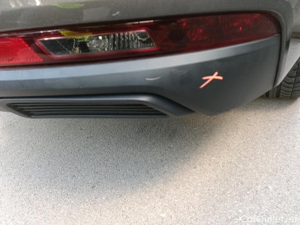  Peugeot  508 PEUGEOT  / 2018 / 5P / berlina con portón 5P Business Line BlueHDi 130 EAT8 (AC) #18